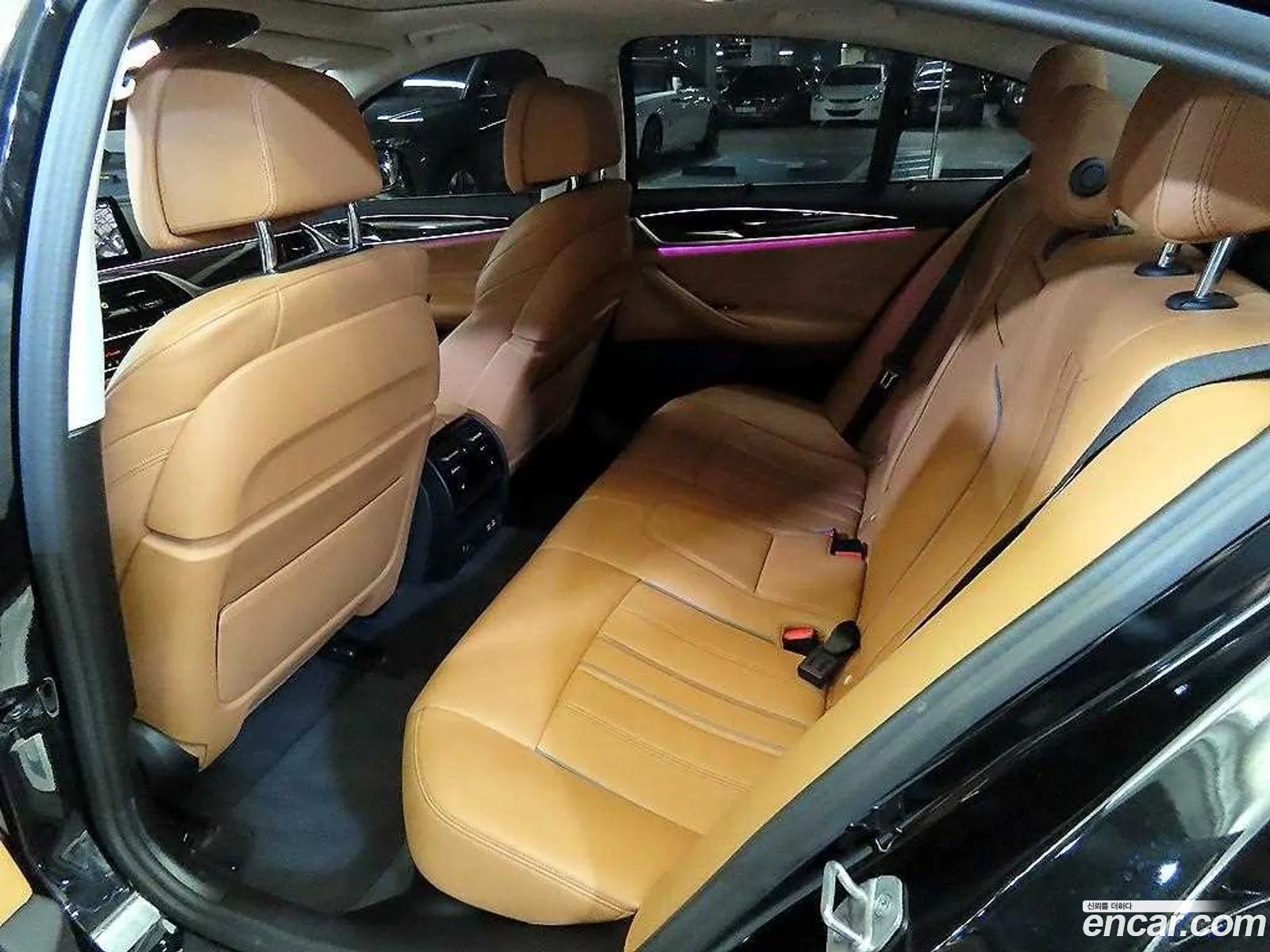 BMW 5 Series 2022 — 17