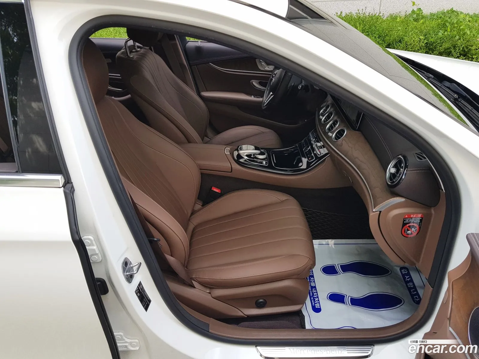 Mercedes-Benz E-Class W213 2019 — 18