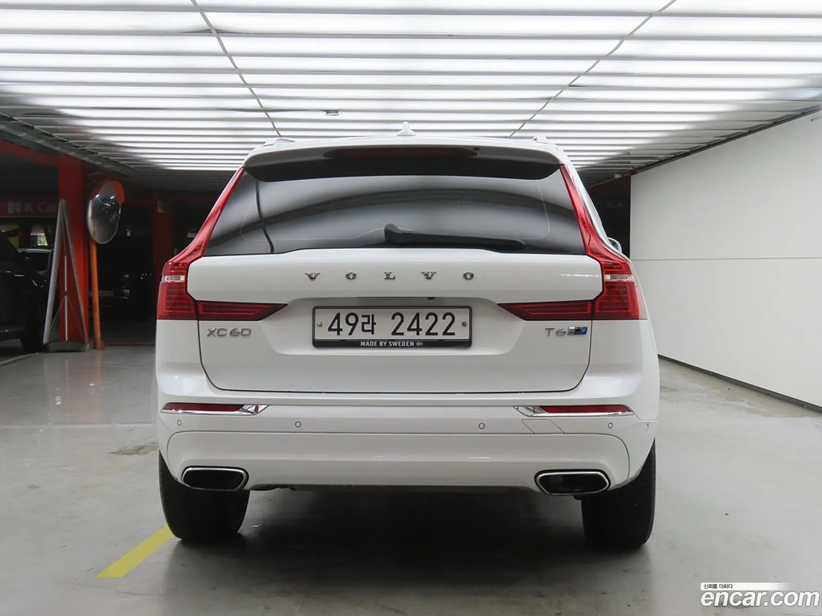 Volvo XC60 2018 — 19