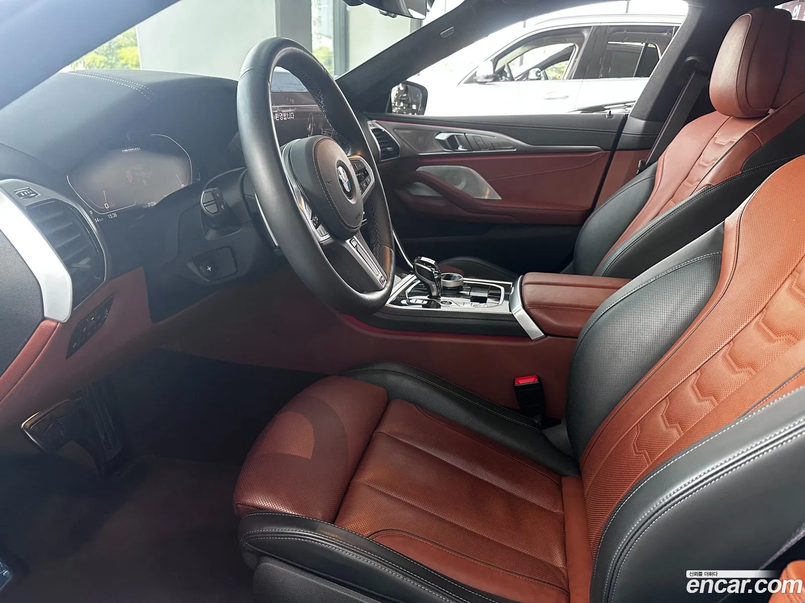 BMW 8 Series 2025 — 8