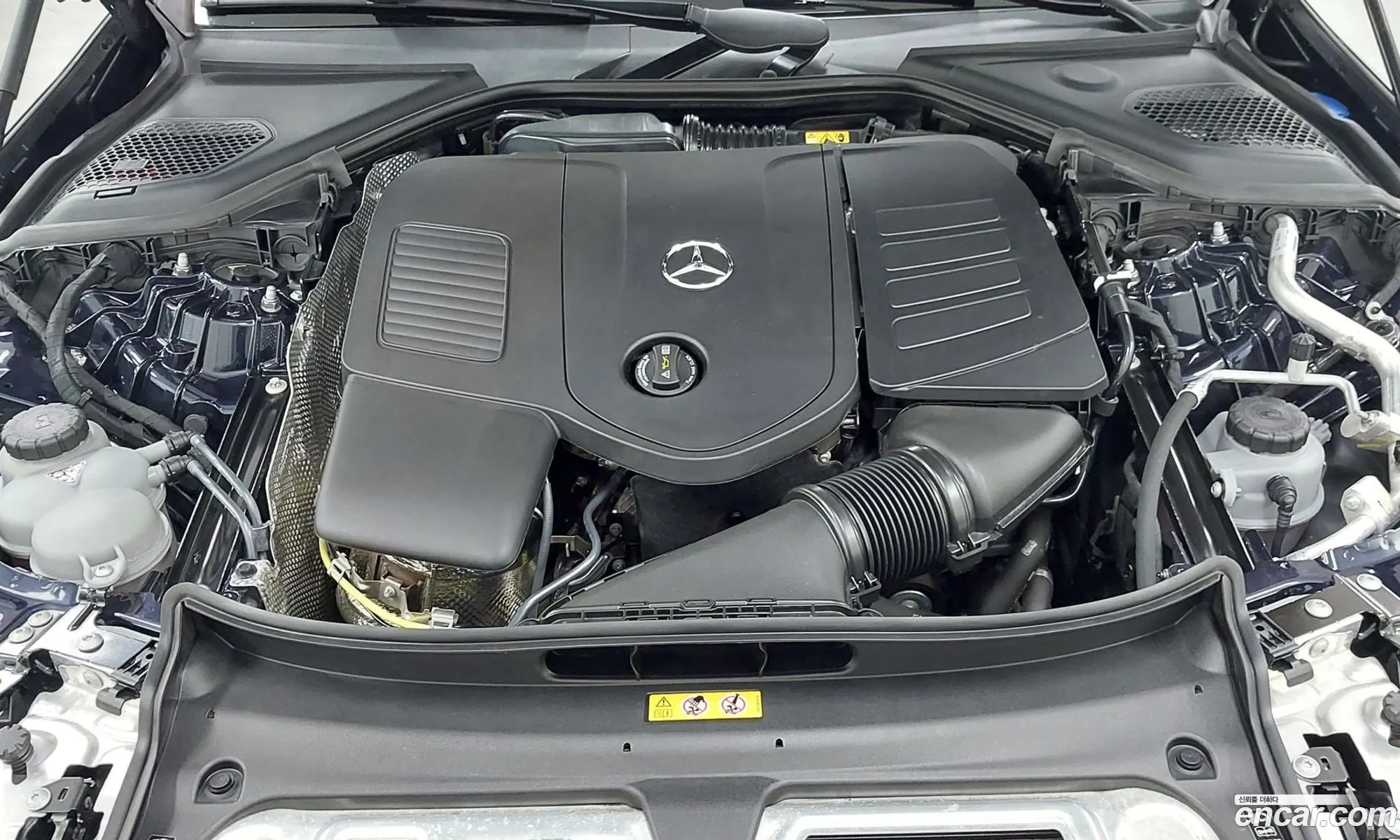 Mercedes-Benz E-Class W214 2024 — 3