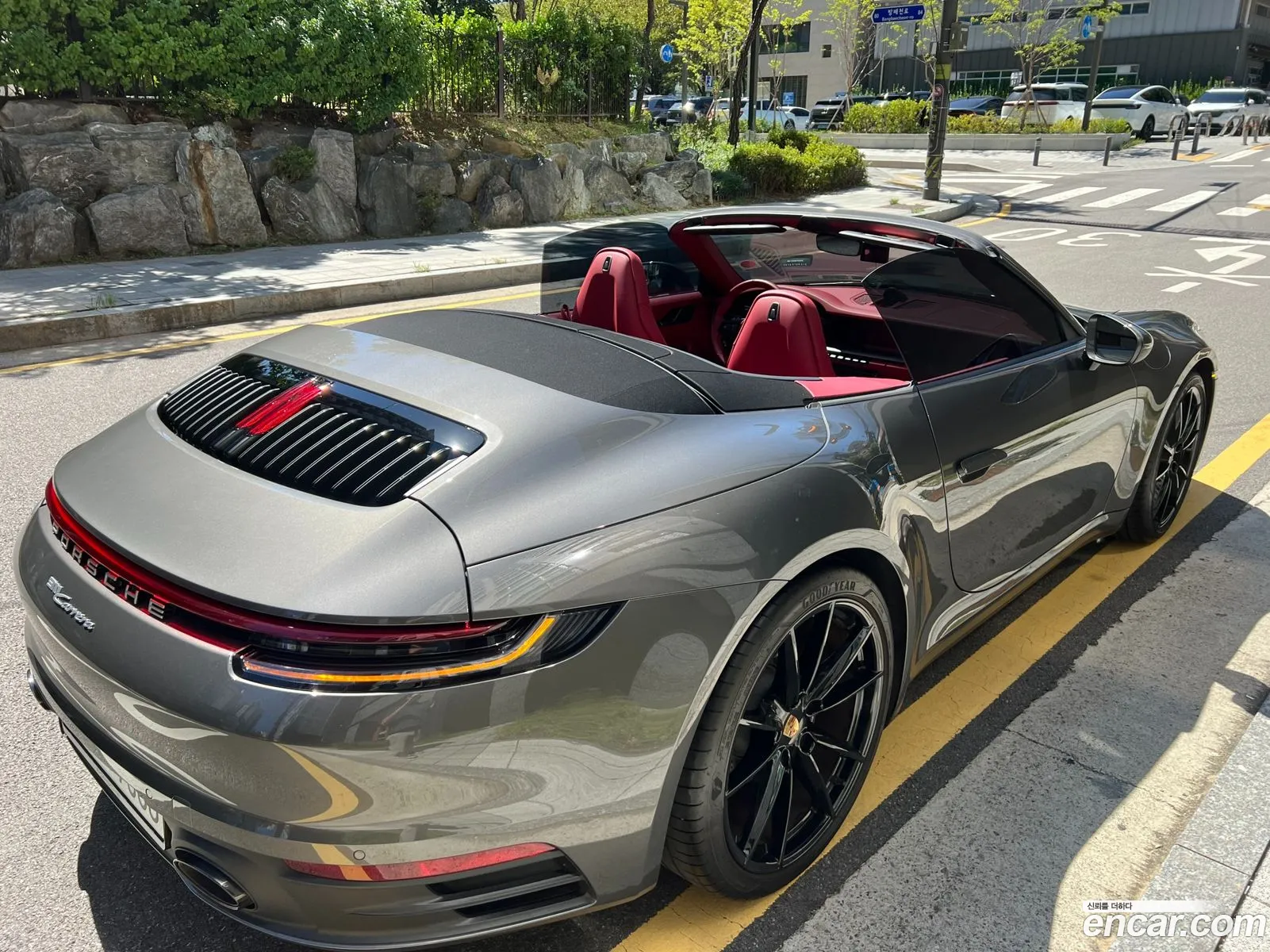 Porsche 911 2024 — 2