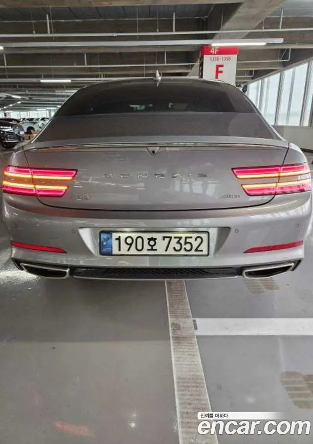 Genesis G80 2022 — 2