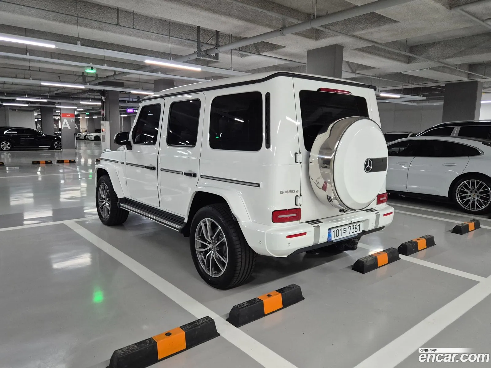 Mercedes-Benz G-Class W465 2026 — 10