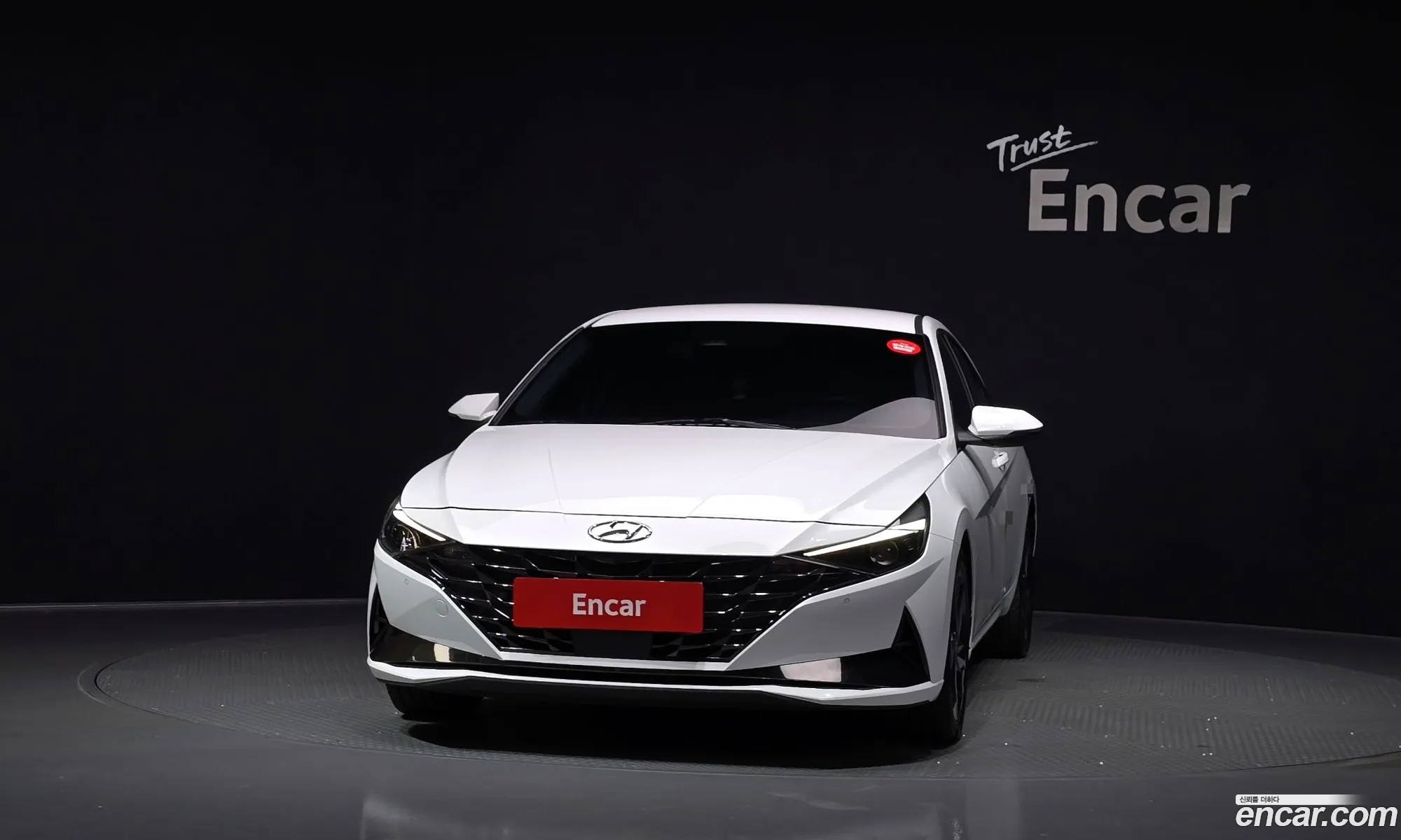 Hyundai Elantra Hybrid 2022 — 19