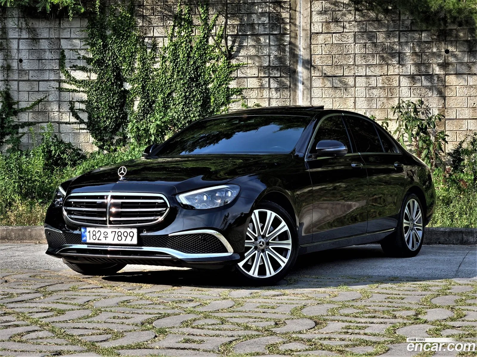 Mercedes-Benz E-Class W213 2021 — 11