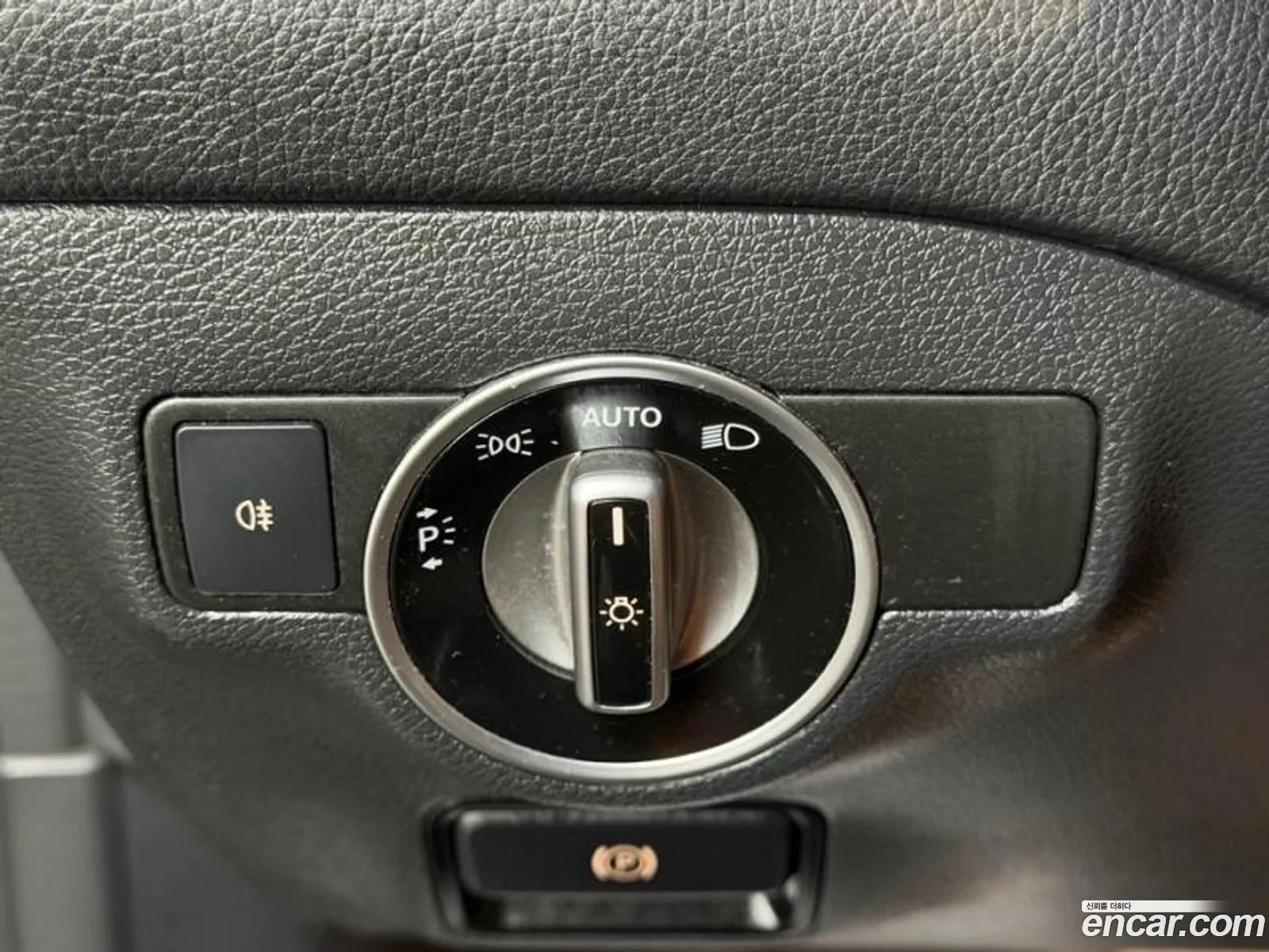 Mercedes-Benz CLA-Class C117 2017 — 3