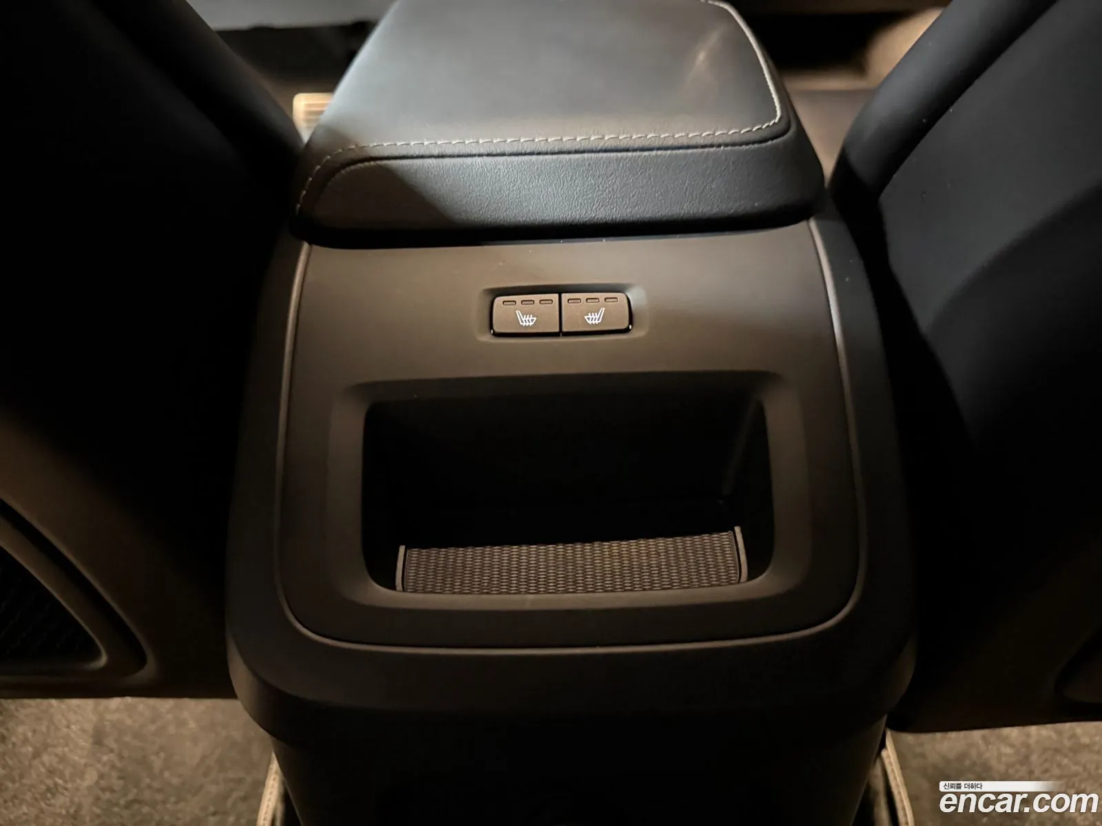 Volvo XC60 2020 — 17
