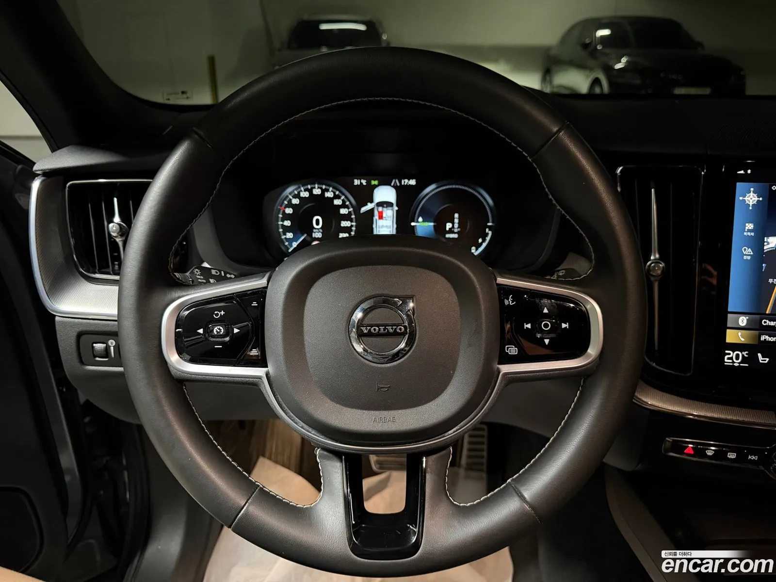 Volvo XC60 2020 — 6