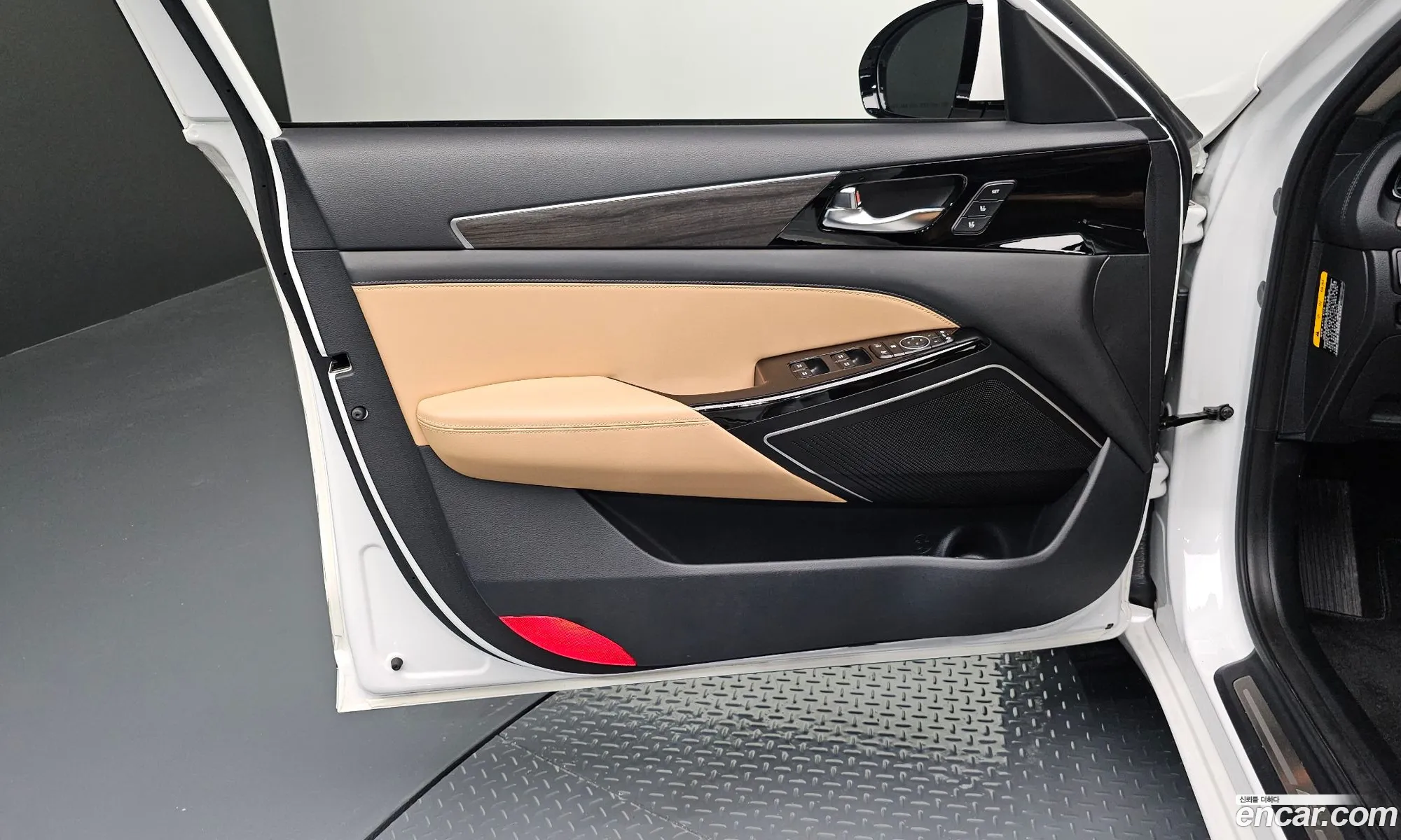Kia K7 Premier 2019 — 12