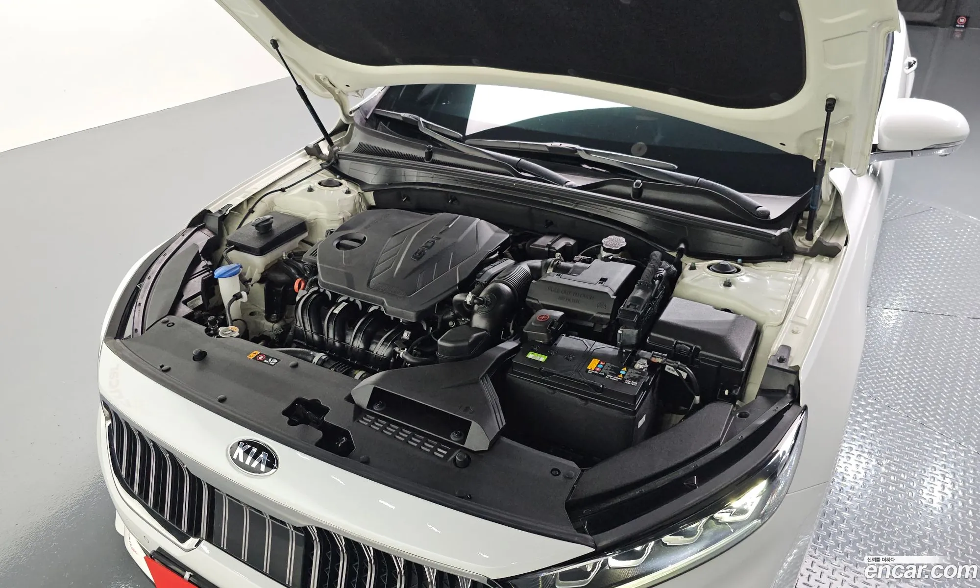 Kia K7 Premier 2019 — 16