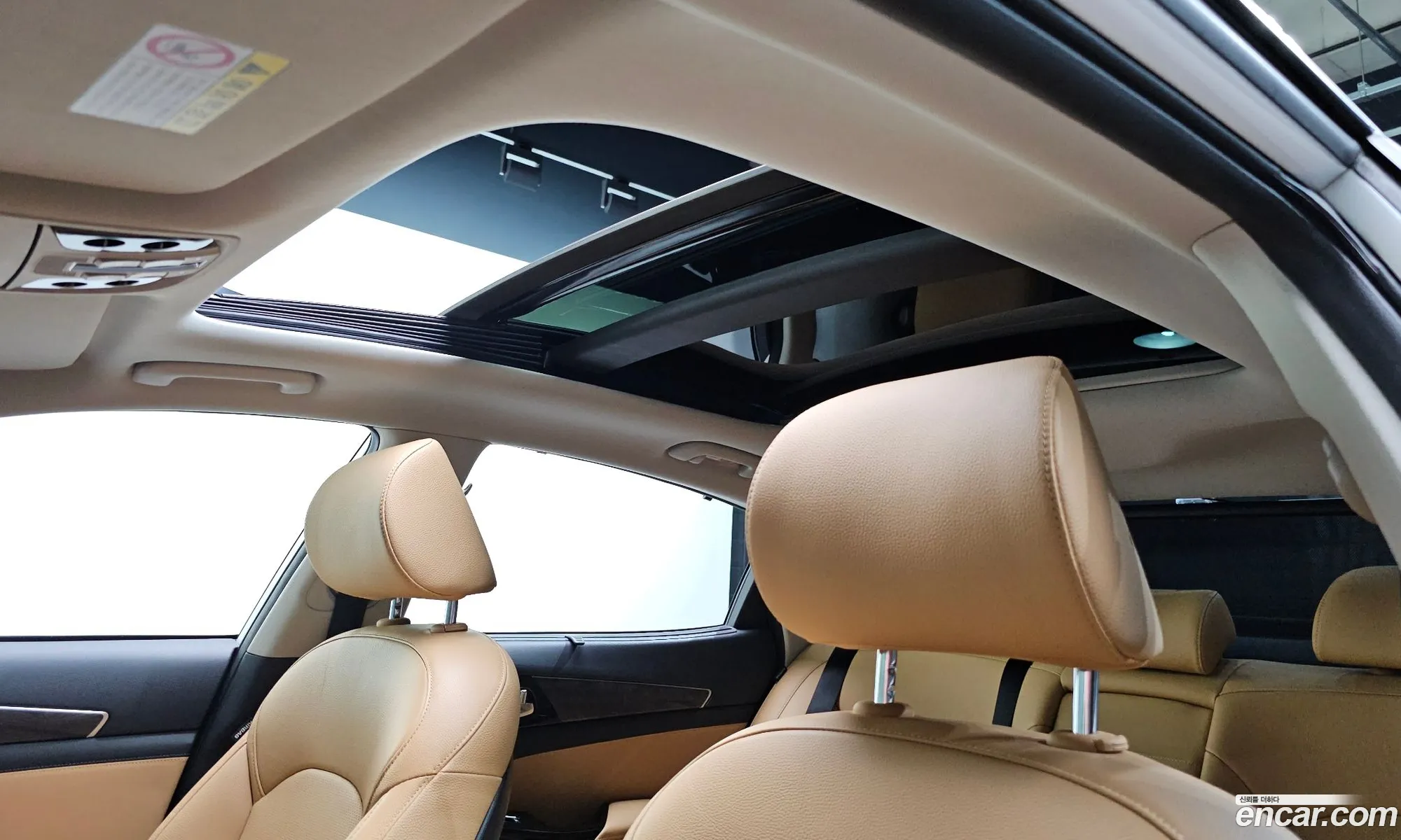 Kia K7 Premier 2019 — 27
