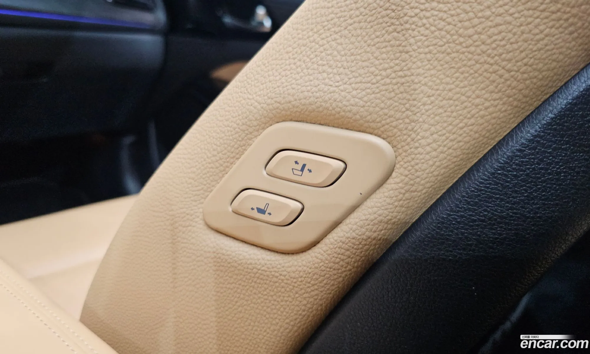 Kia K7 Premier 2019 — 31