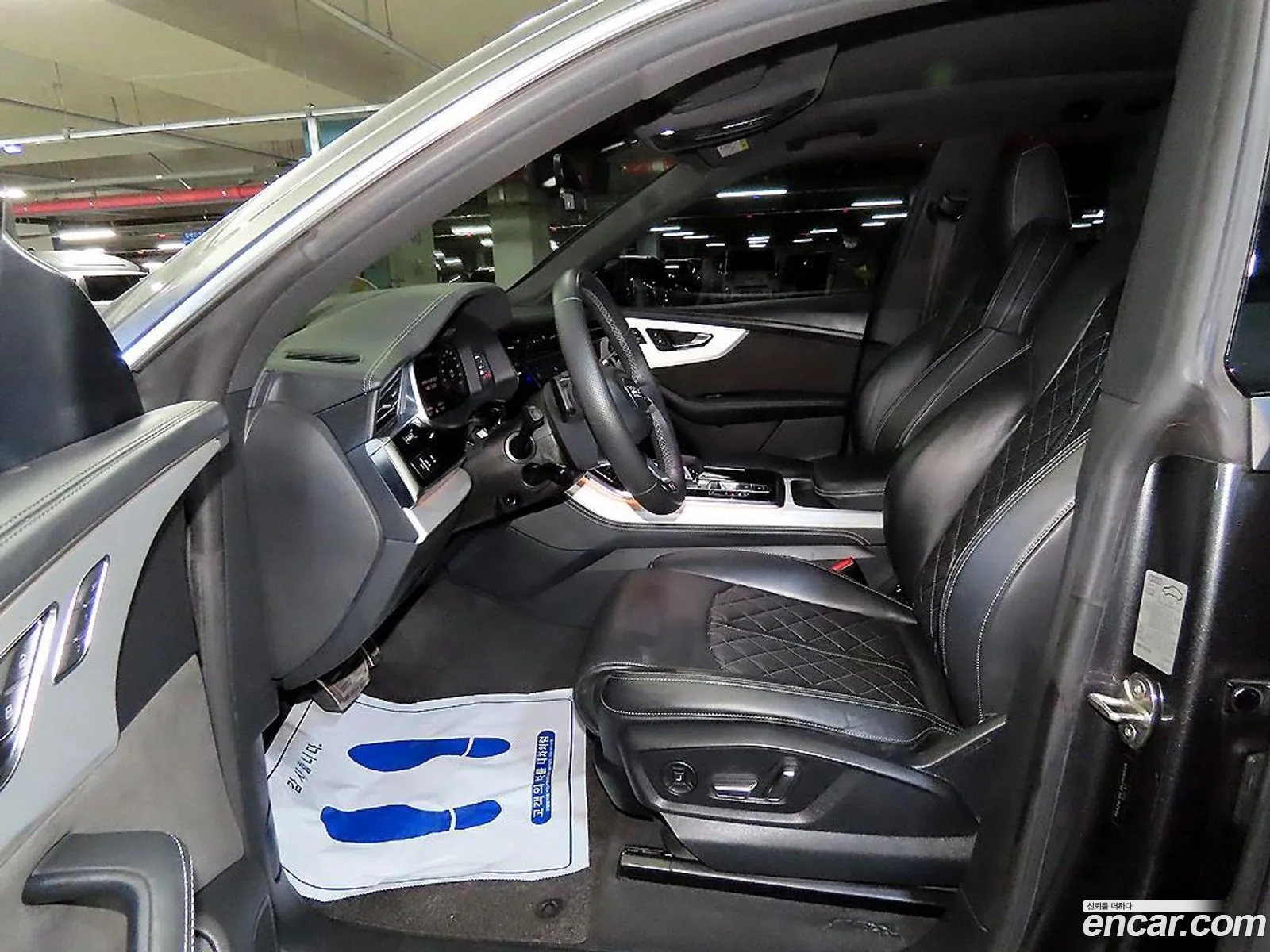 Audi Q8 2021 — 11