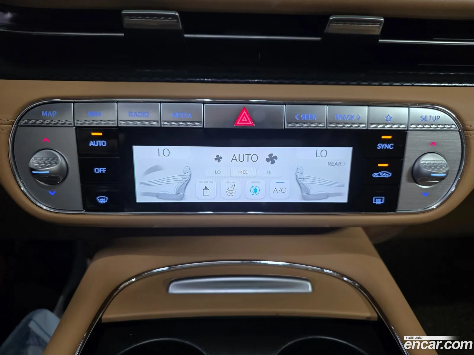 Genesis G90 2024 — 17