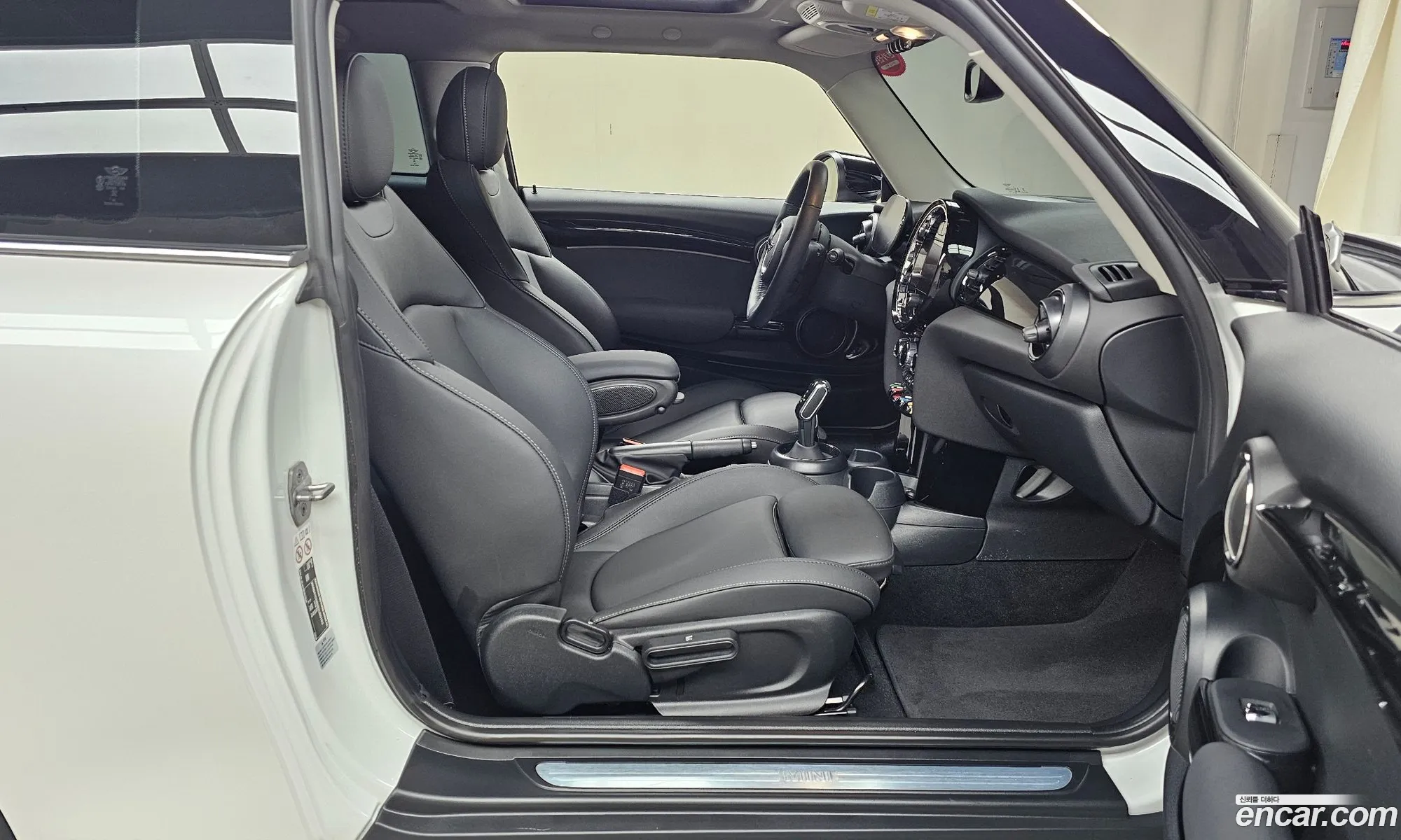 Mini Cooper 2023 WMW41DH0XR2U86163 — 21
