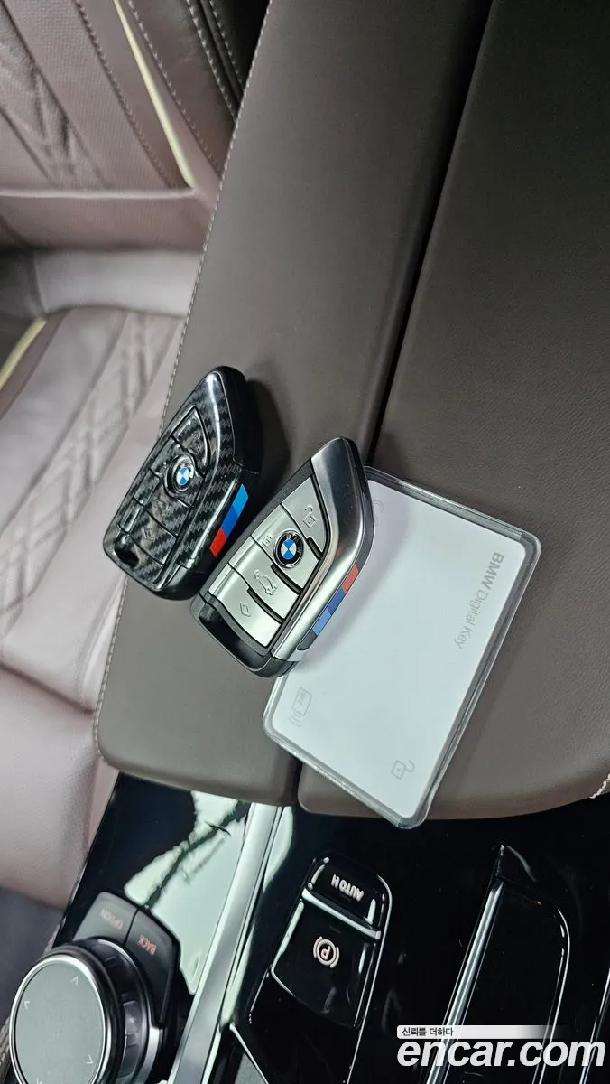 BMW 5 Series 2023 — 17