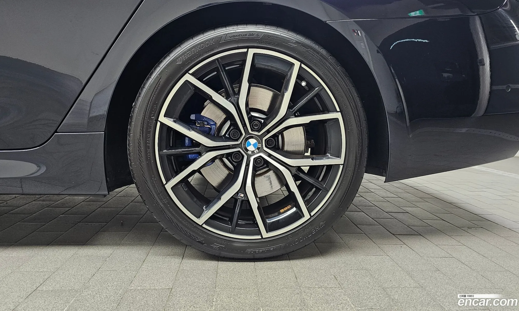 BMW 5 Series 2023 — 31