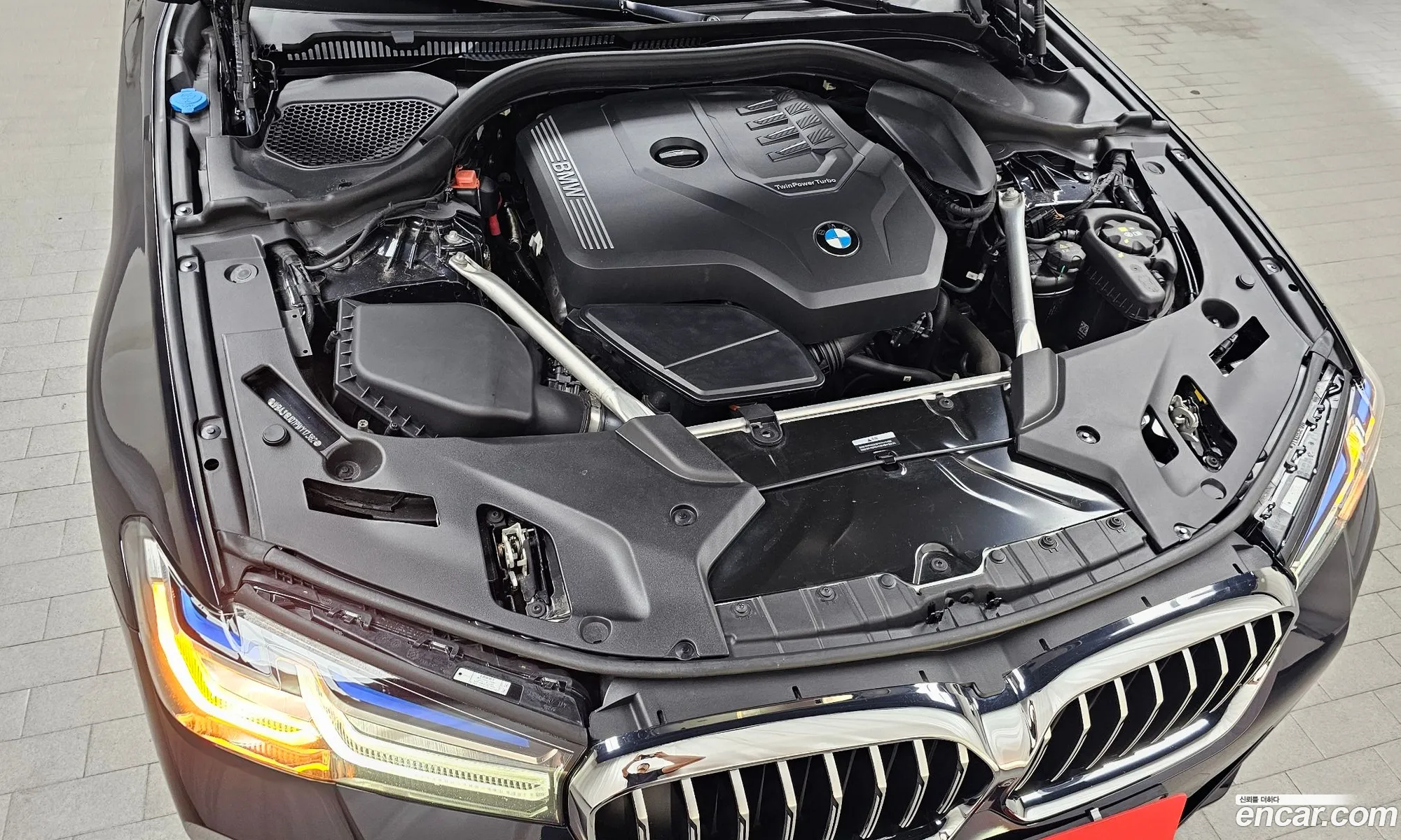 BMW 5 Series 2023 — 14
