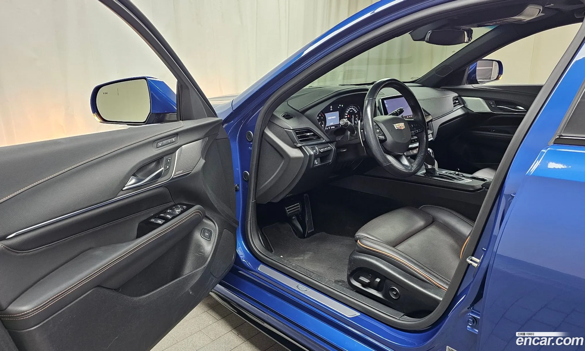 Cadillac CT4