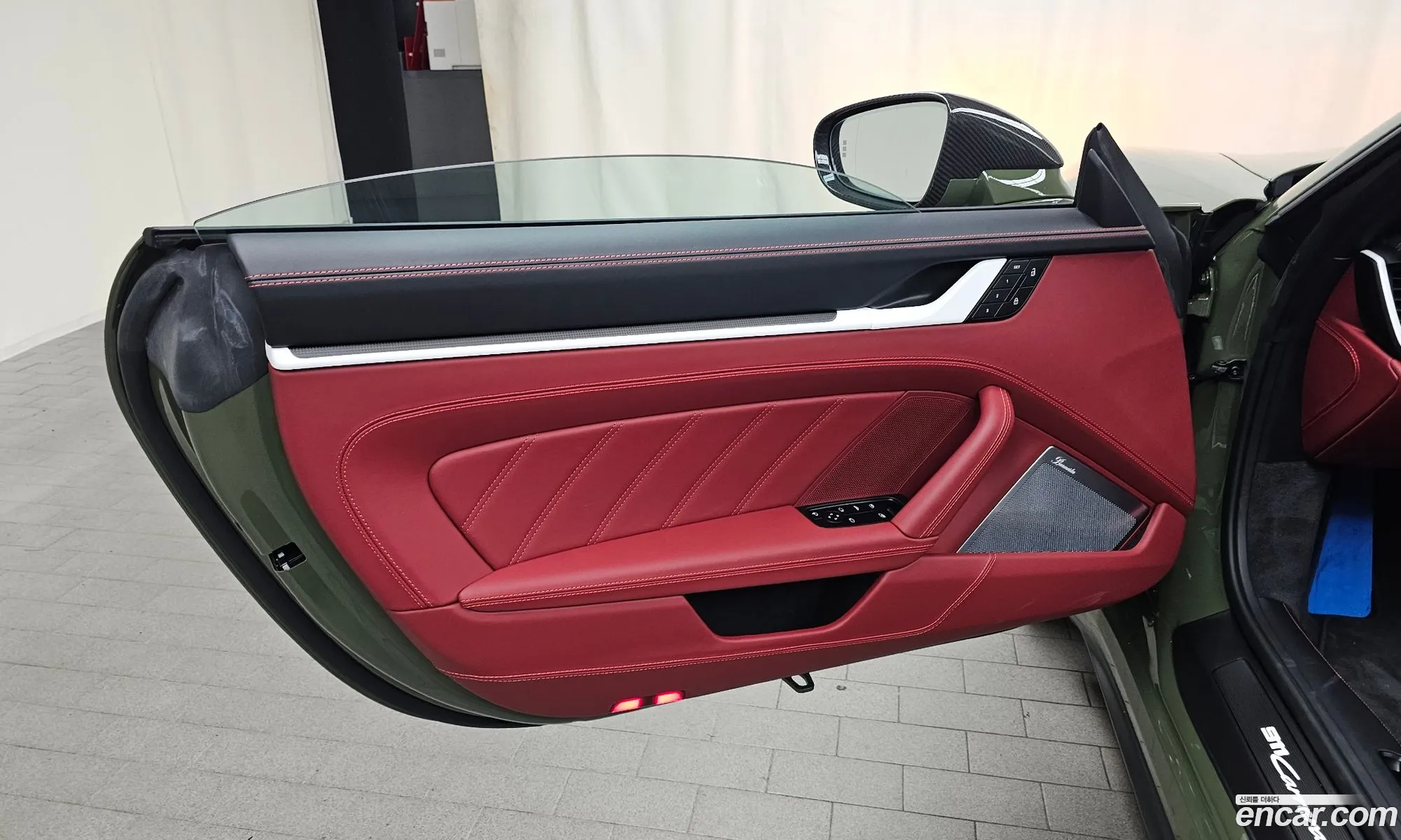 Porsche 911 2025 WP0CB2994SS247159 — 18