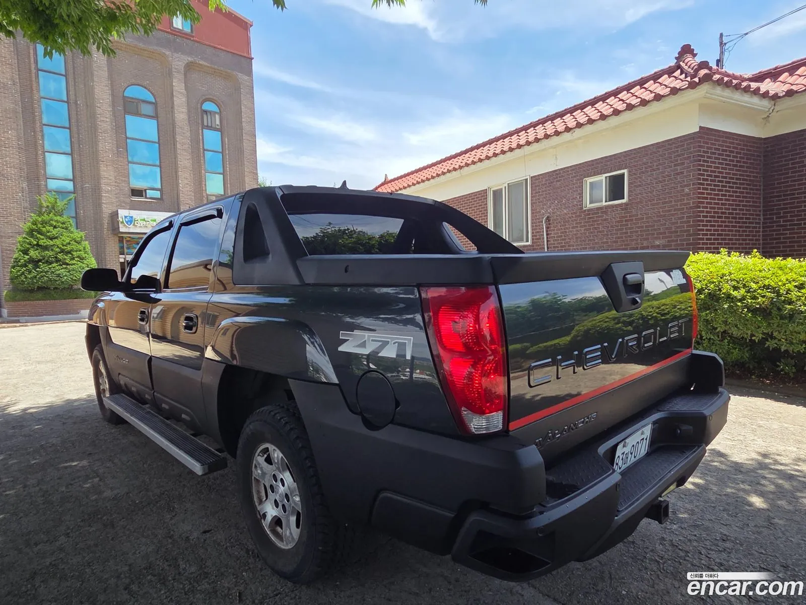 Chevrolet Avalanche 2003 — 11