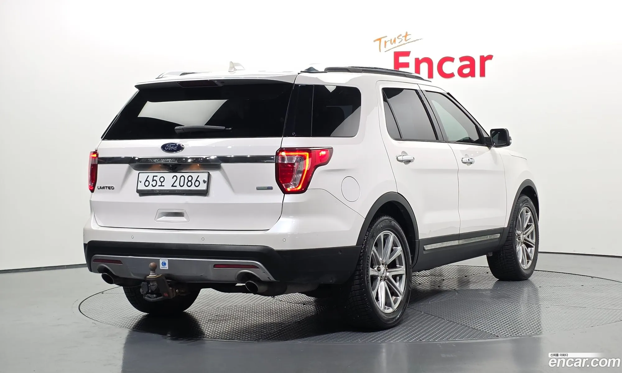Ford Explorer 2017 1FM5K8FH6HGC72031 — 17