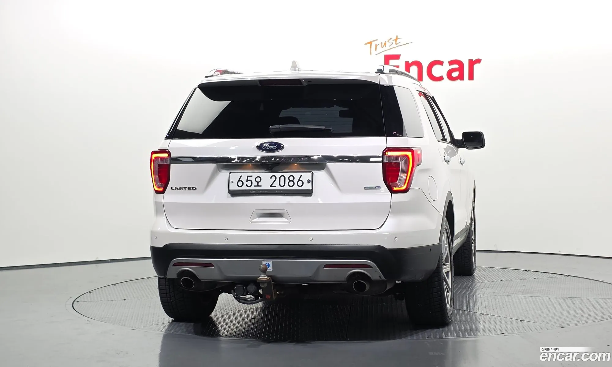 Ford Explorer 2017 1FM5K8FH6HGC72031 — 5