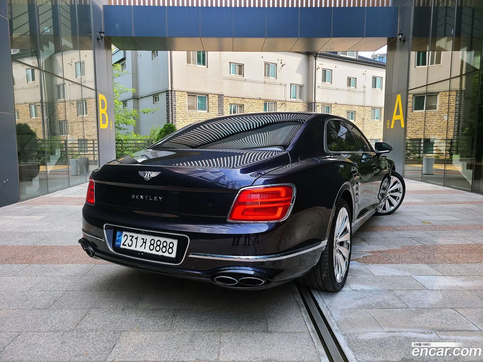 Bentley Flying Spur 2021 — 2