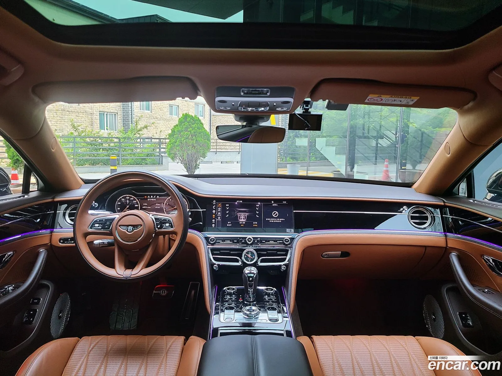 Bentley Flying Spur 2021 — 12