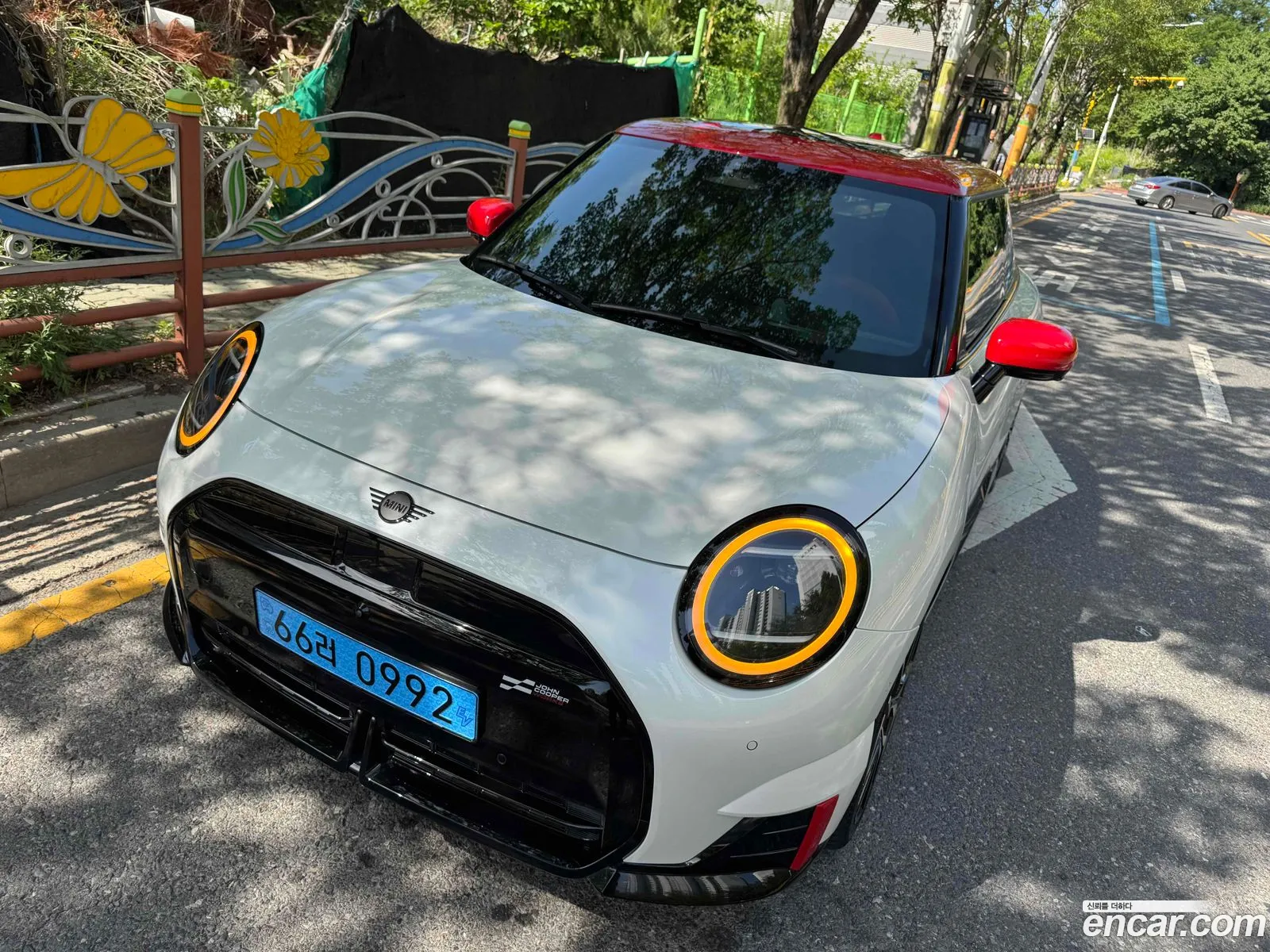 Mini Cooper Electric 2025 — 8