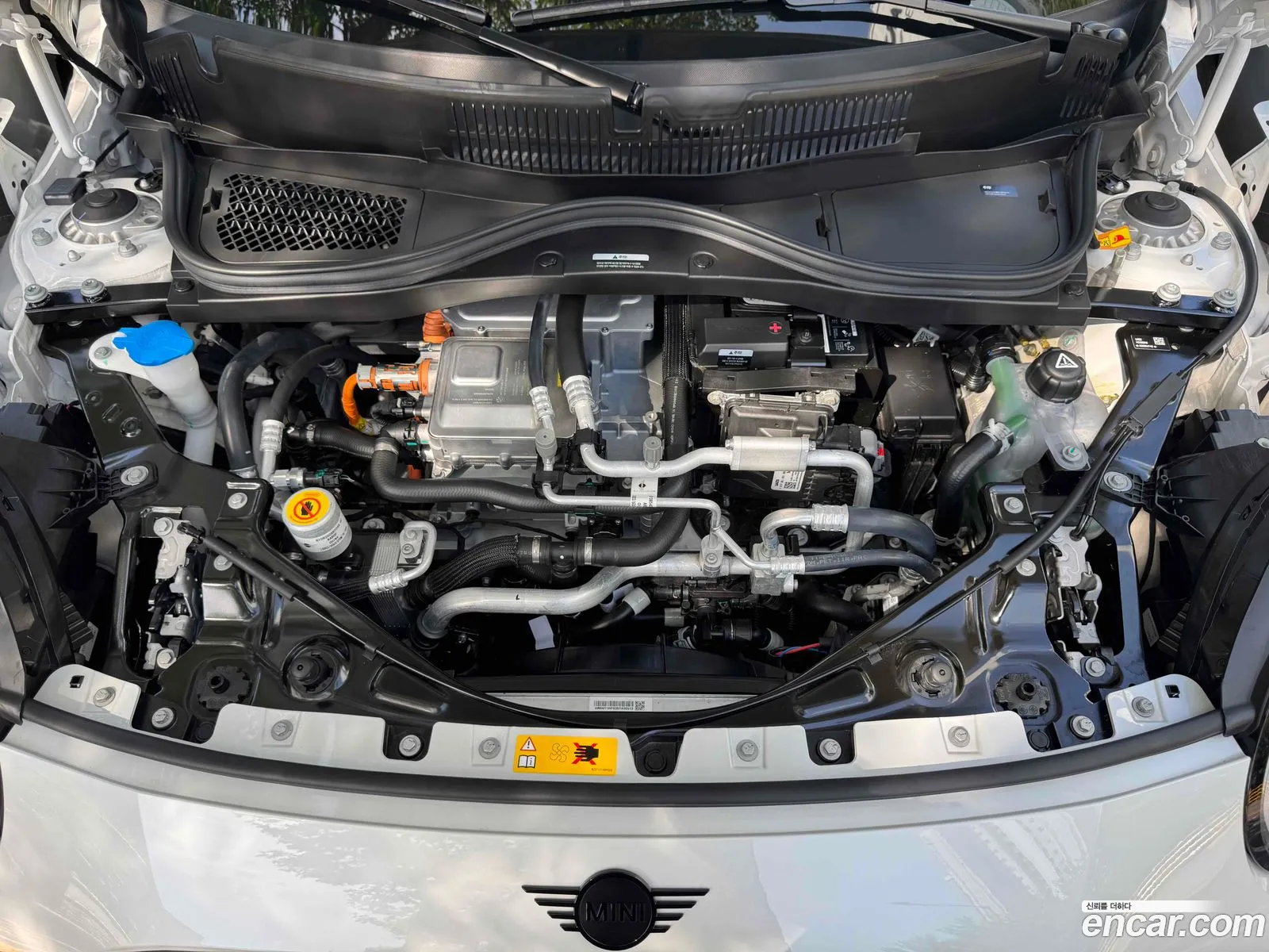 Mini Cooper Electric 2025 — 11