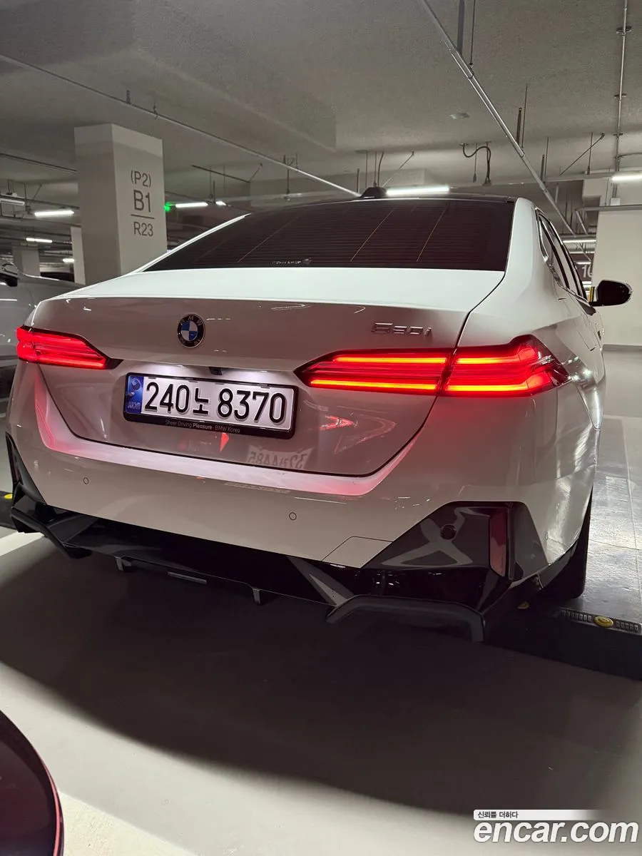 BMW 5 Series 2024 — 3