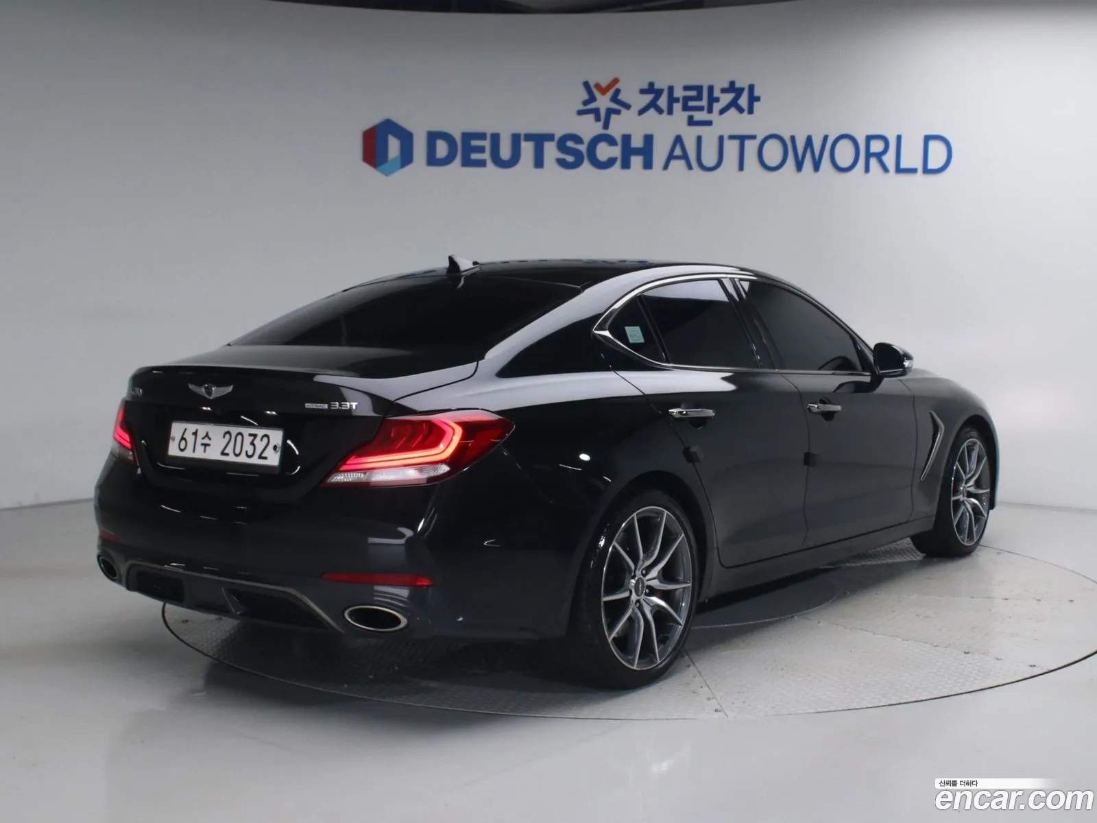 Genesis G70 2017 — 18