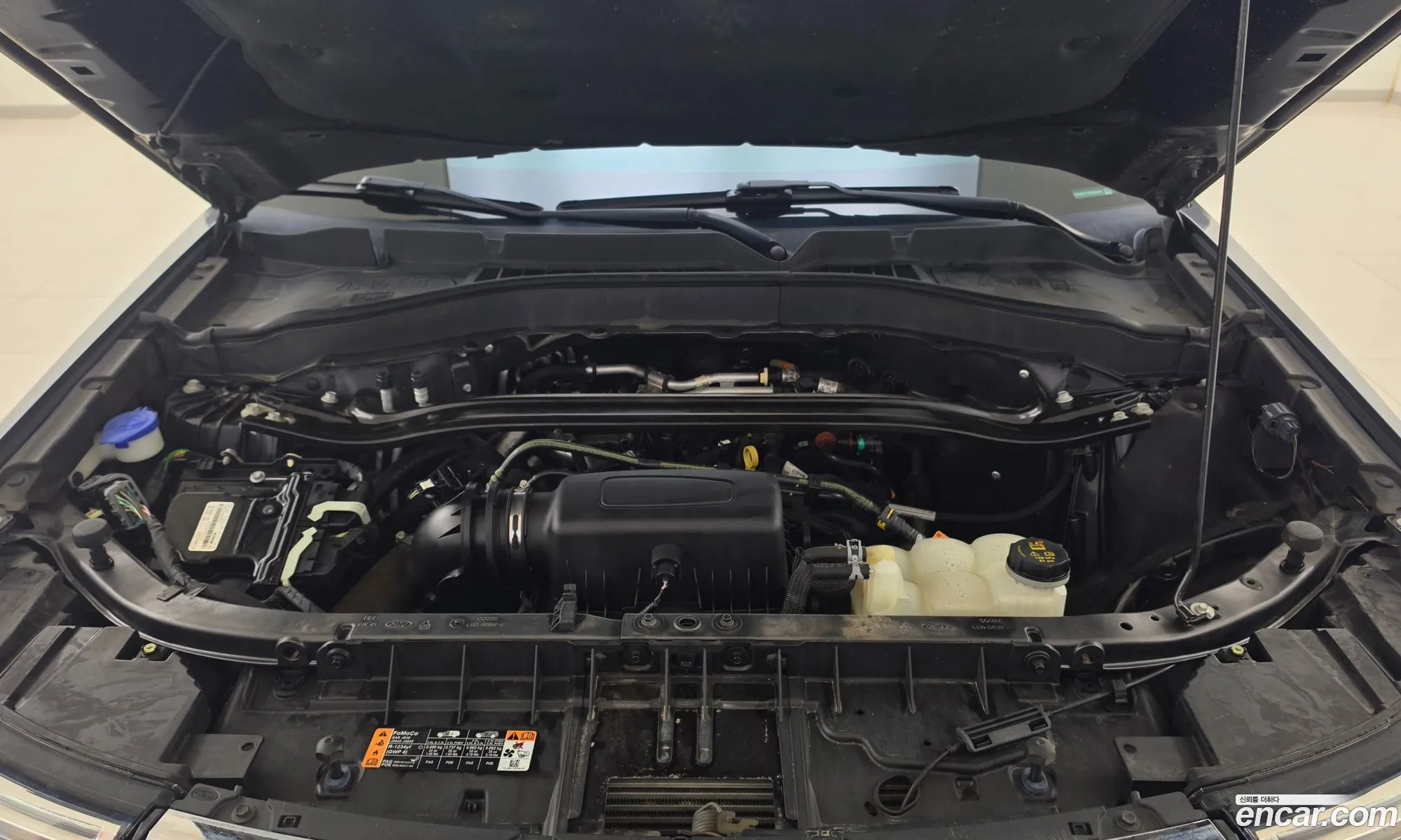 Ford Explorer 6th Gen 2021 — 3