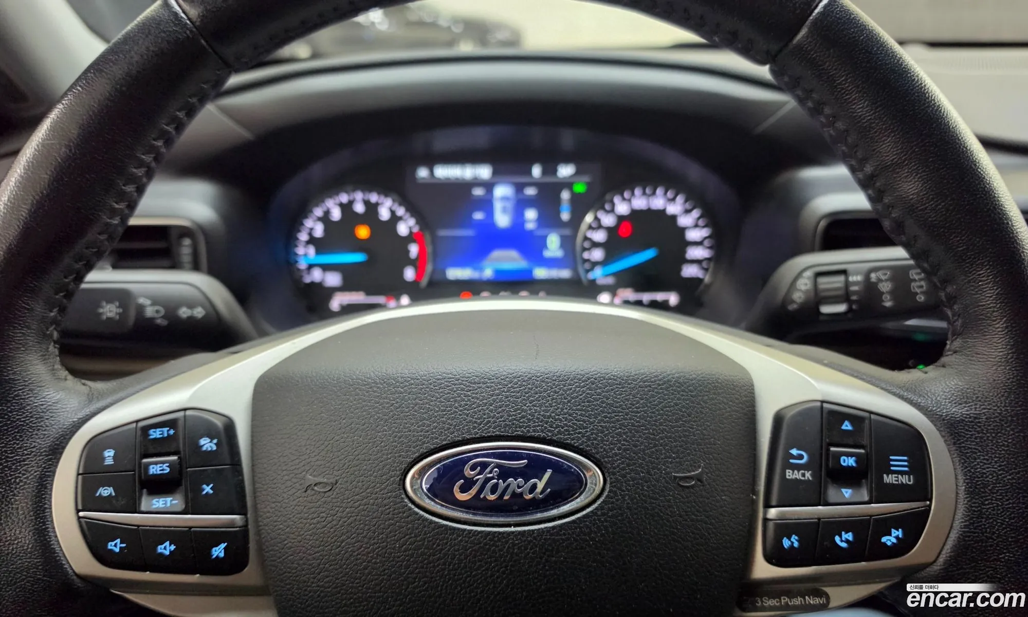 Ford Explorer 6th Gen 2021 — 16