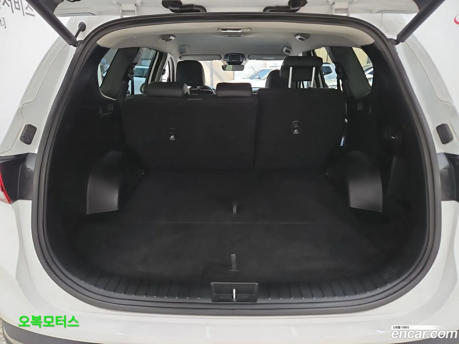Hyundai Santa Fe 2023 — 11