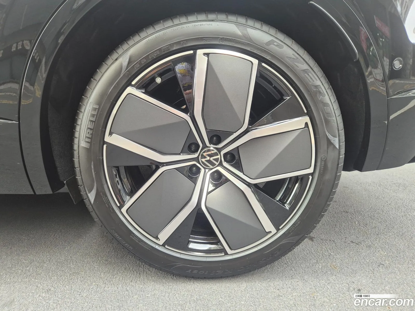 Volkswagen Touareg 2026 — 7