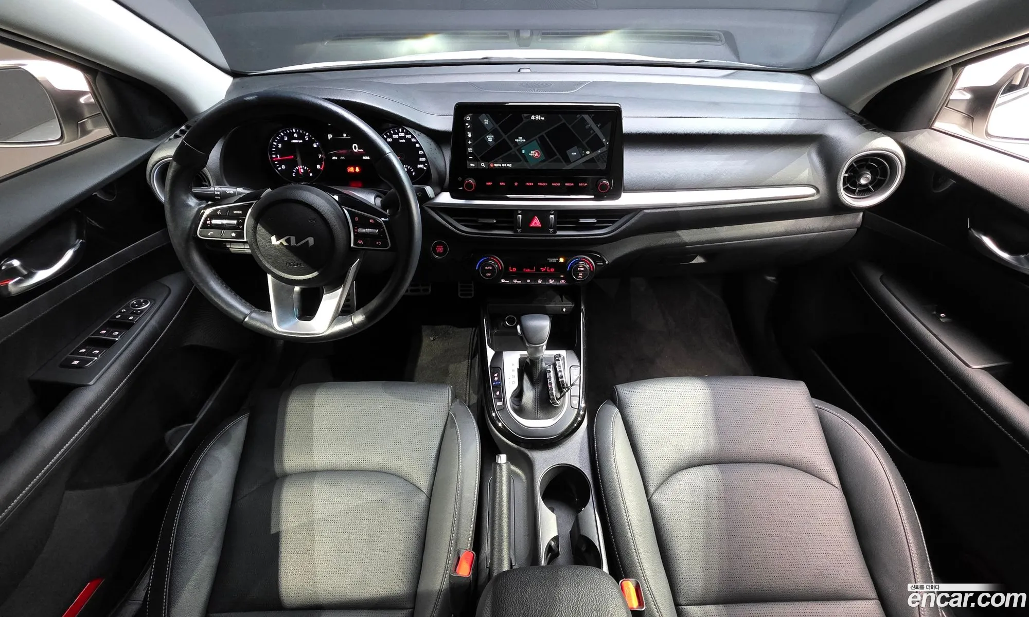 Kia K3 2023 — 19