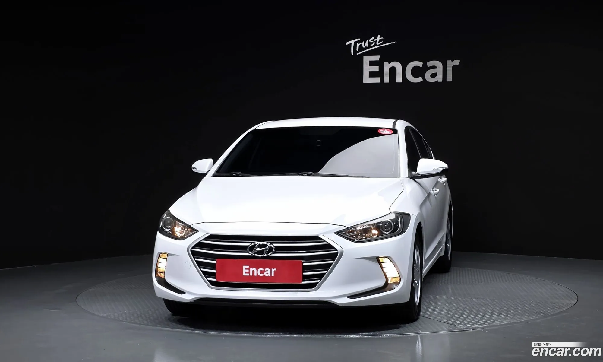 Hyundai Elantra AD 2018 — 4