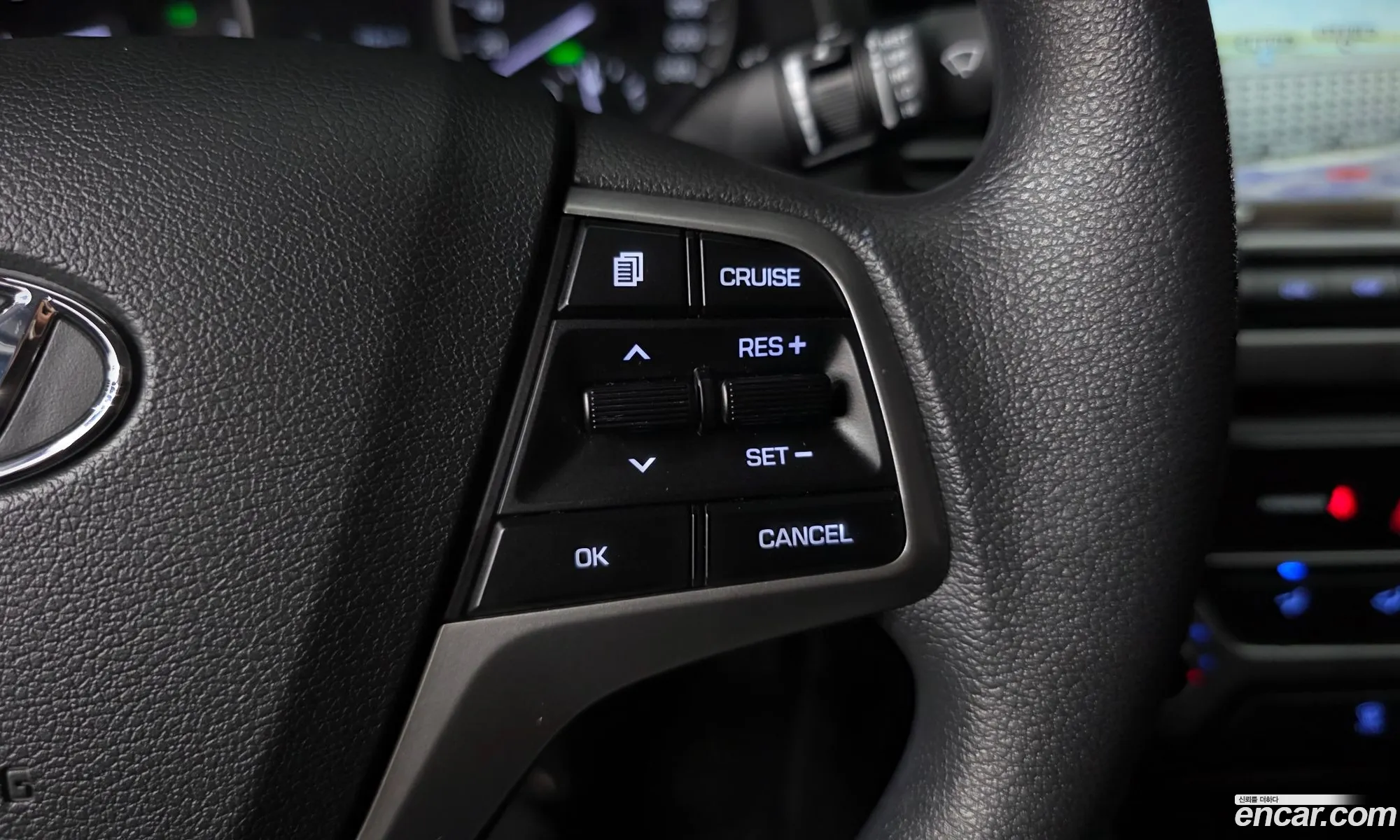 Hyundai Elantra AD 2018 — 19