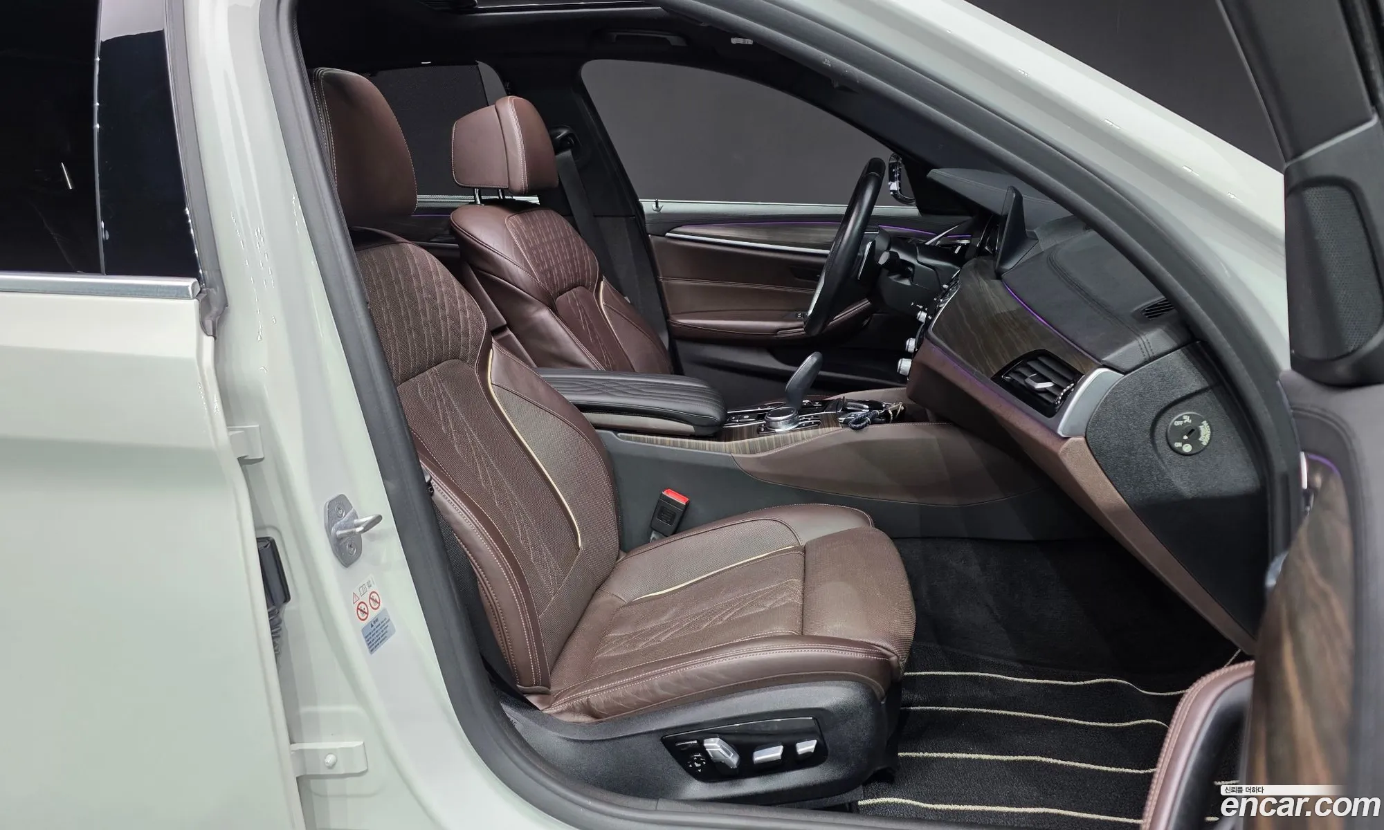 BMW 5 Series 2018 — 27