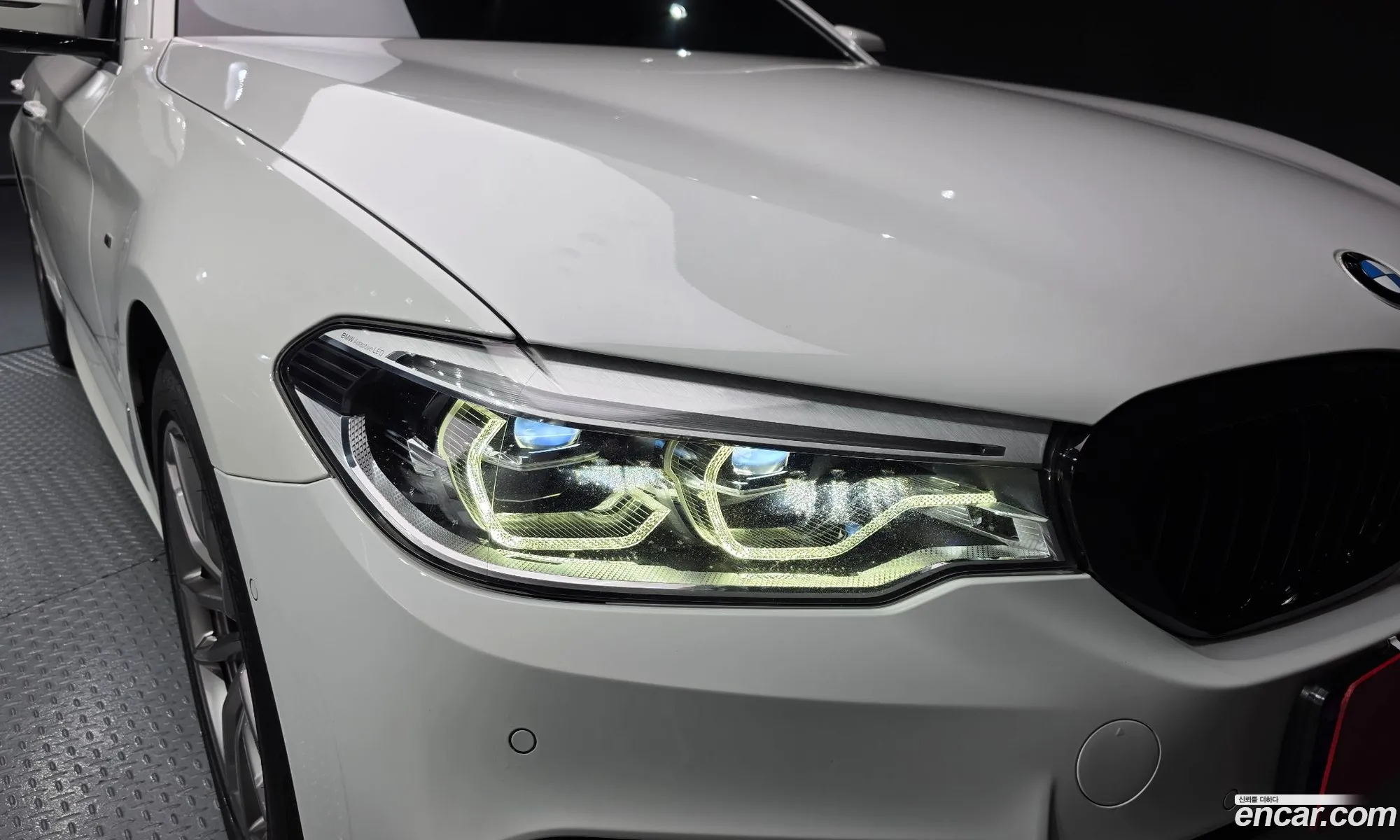 BMW 5 Series 2018 — 21