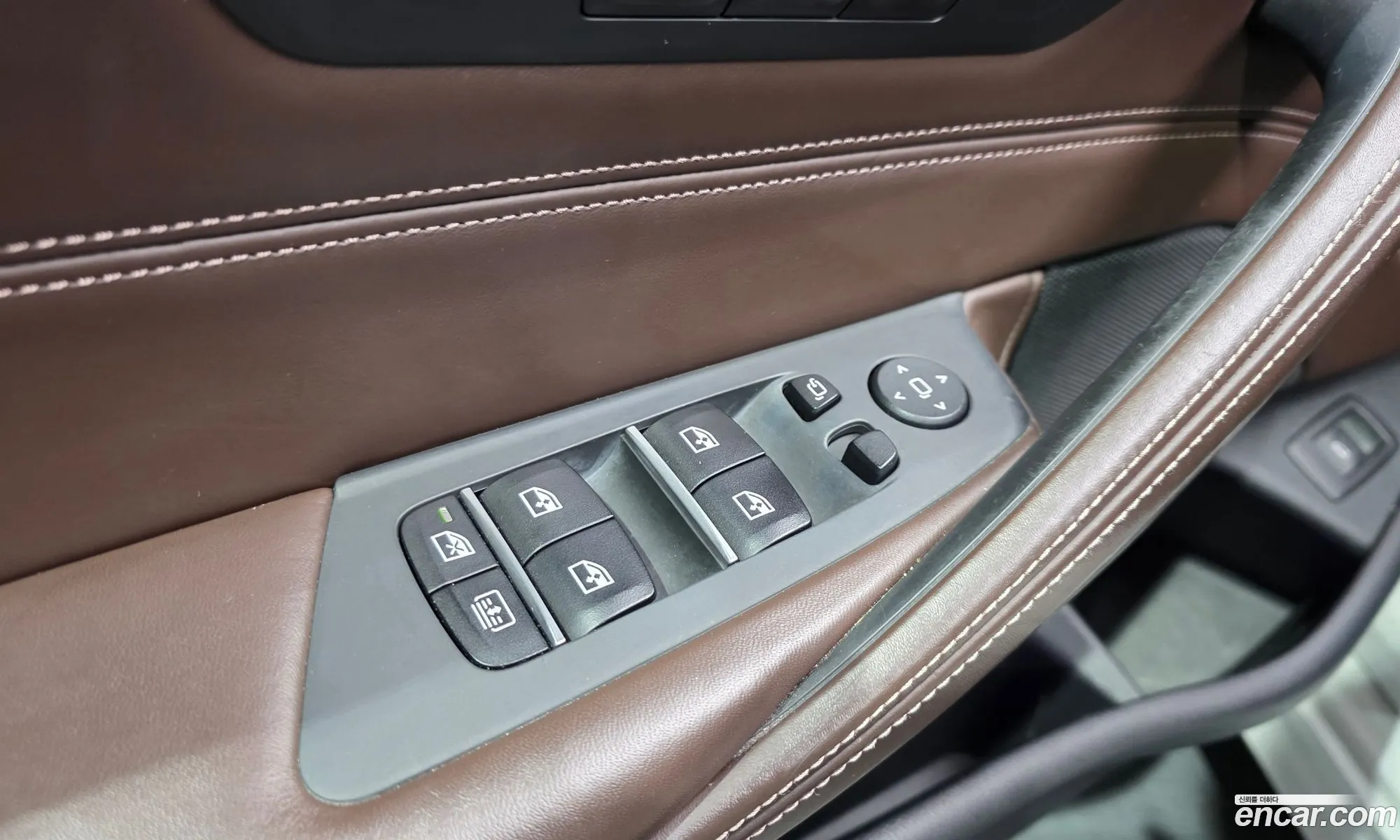 BMW 5 Series 2018 — 23