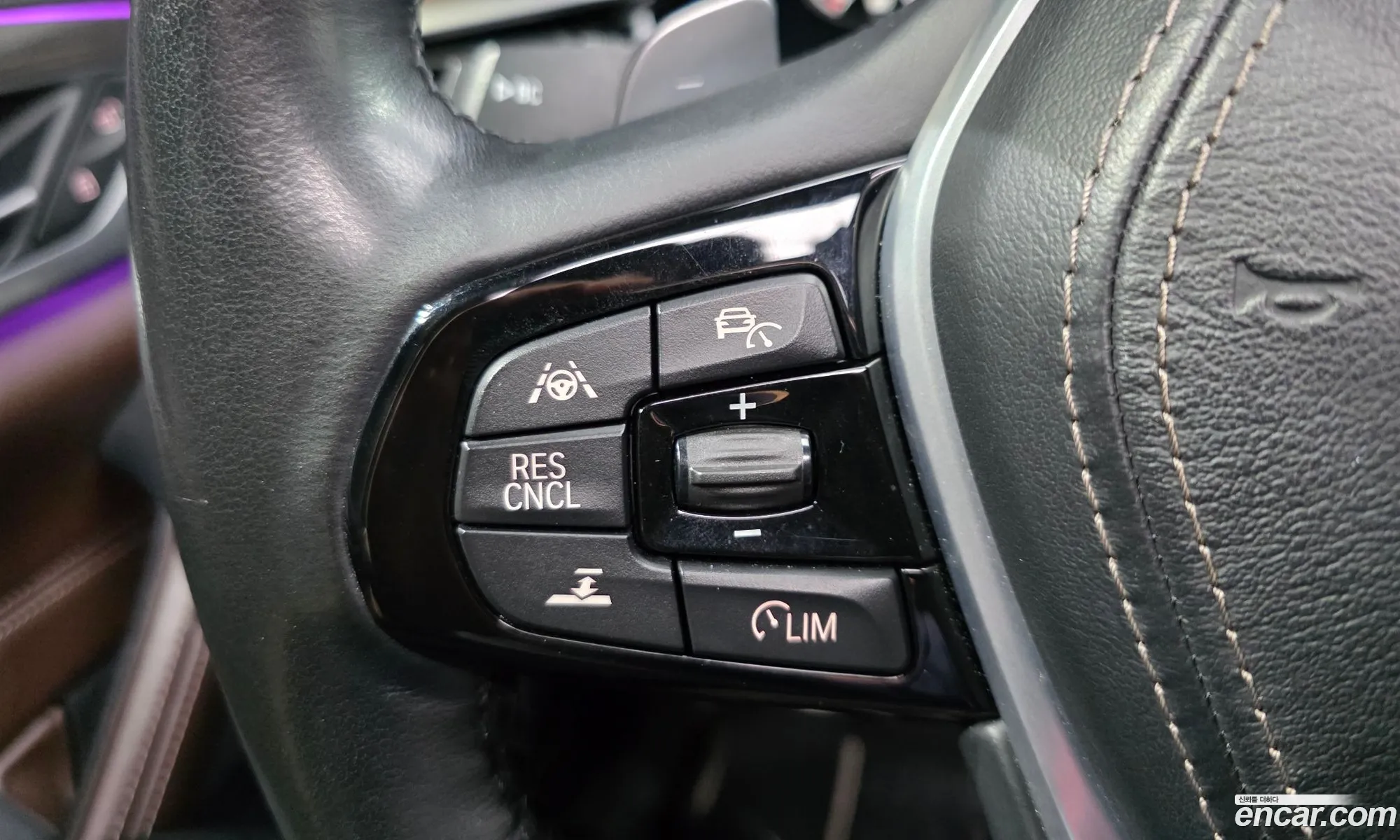 BMW 5 Series 2018 — 12