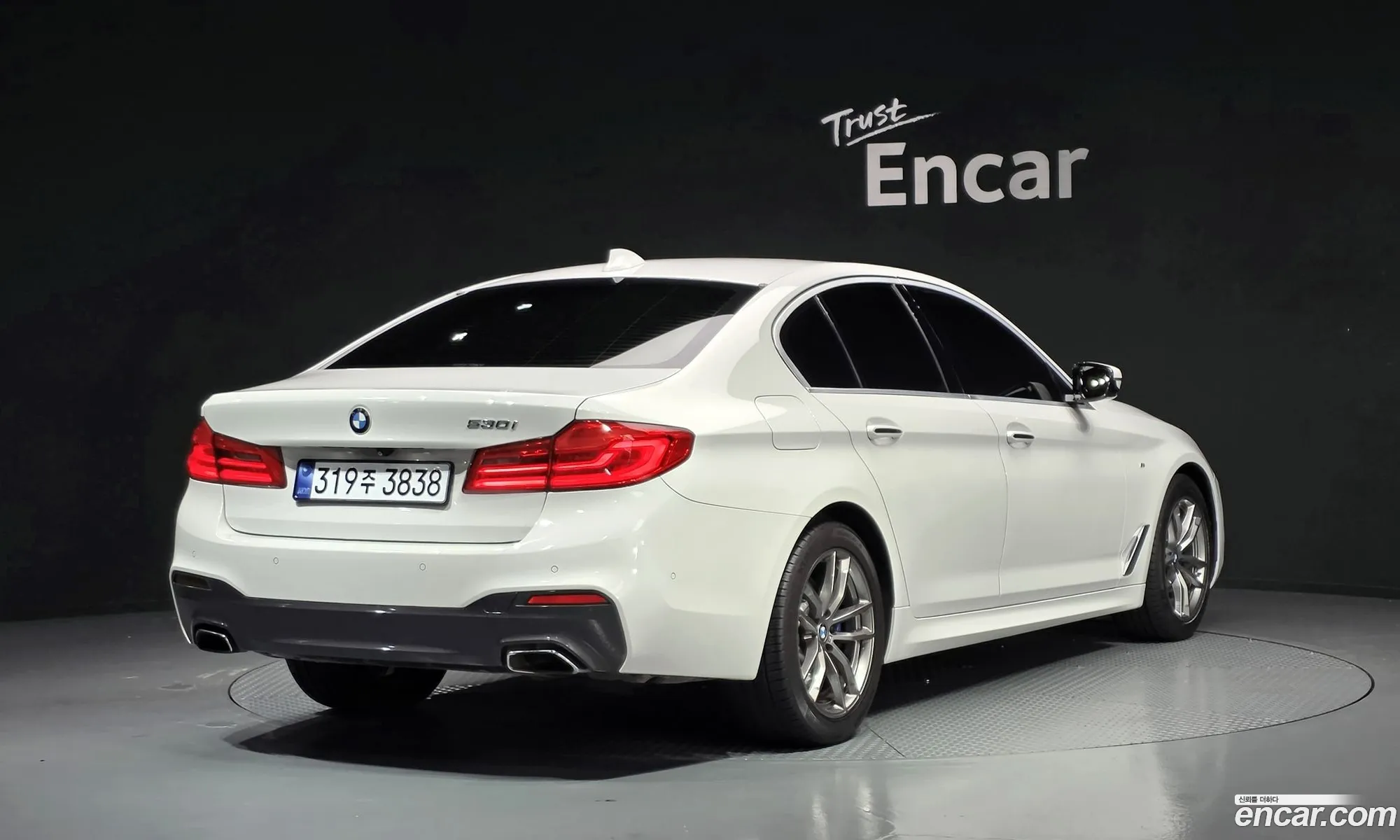 BMW 5 Series 2018 — 13