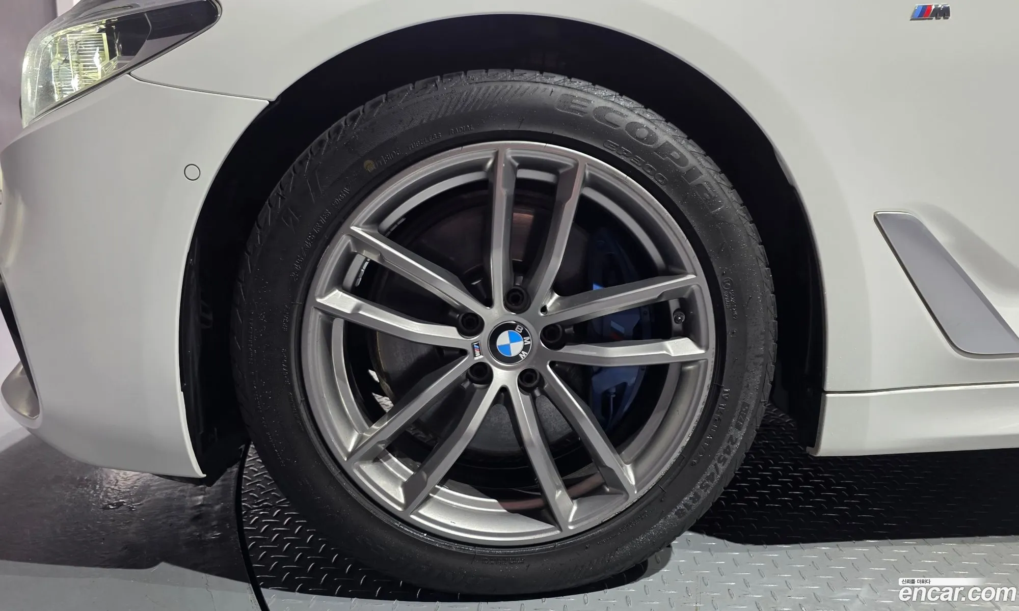 BMW 5 Series 2018 — 14