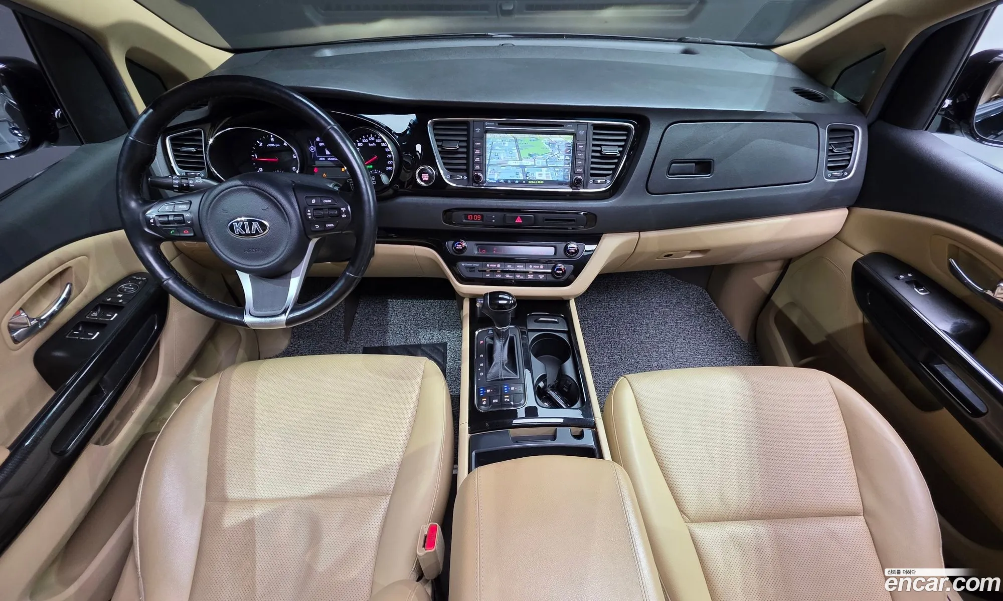 Kia Carnival 2016 — 19