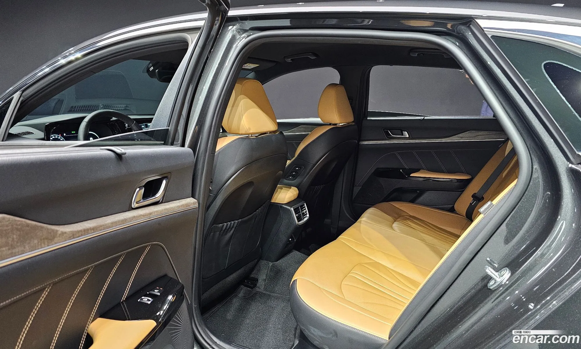 Kia K5 Hybrid 2021 — 20