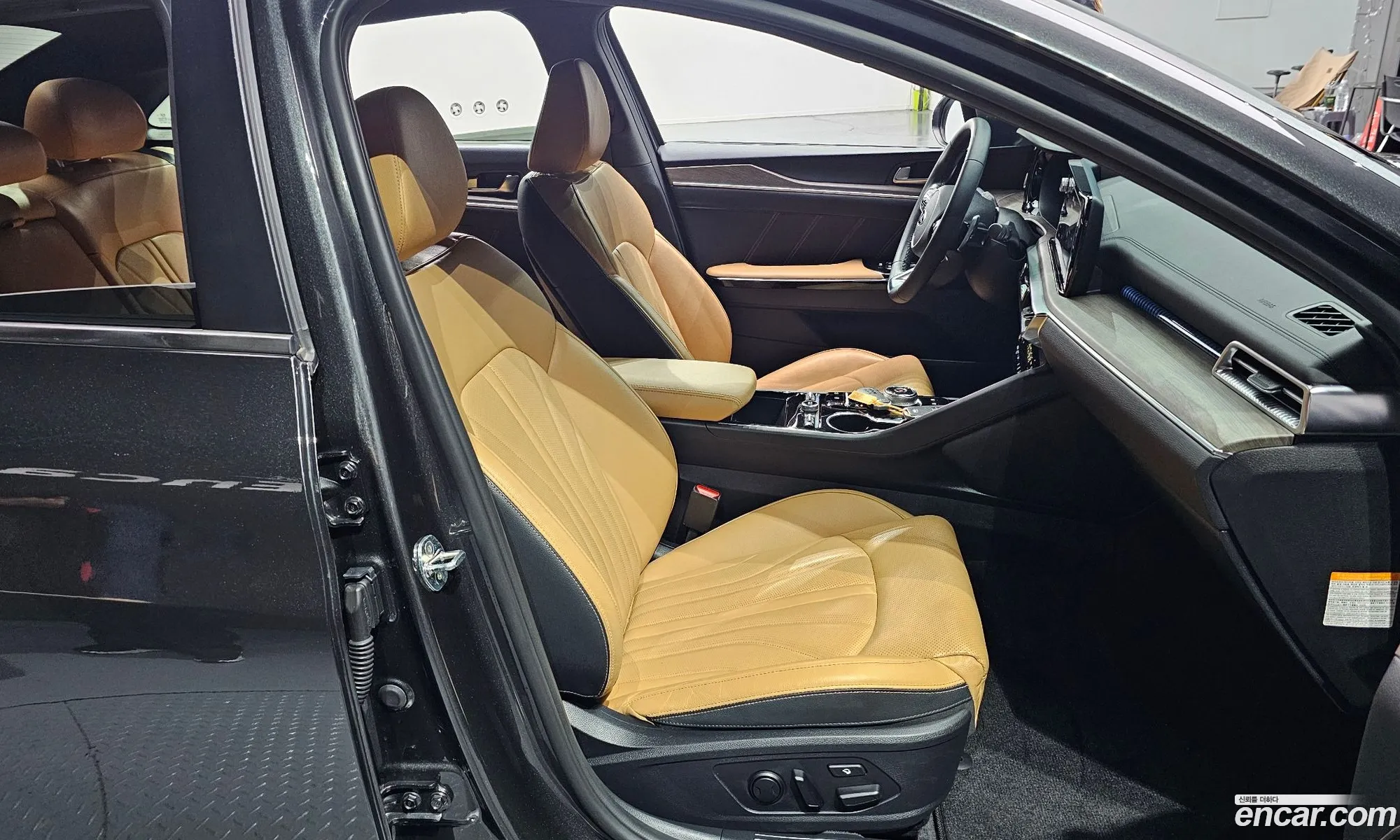 Kia K5 Hybrid 2021 — 13